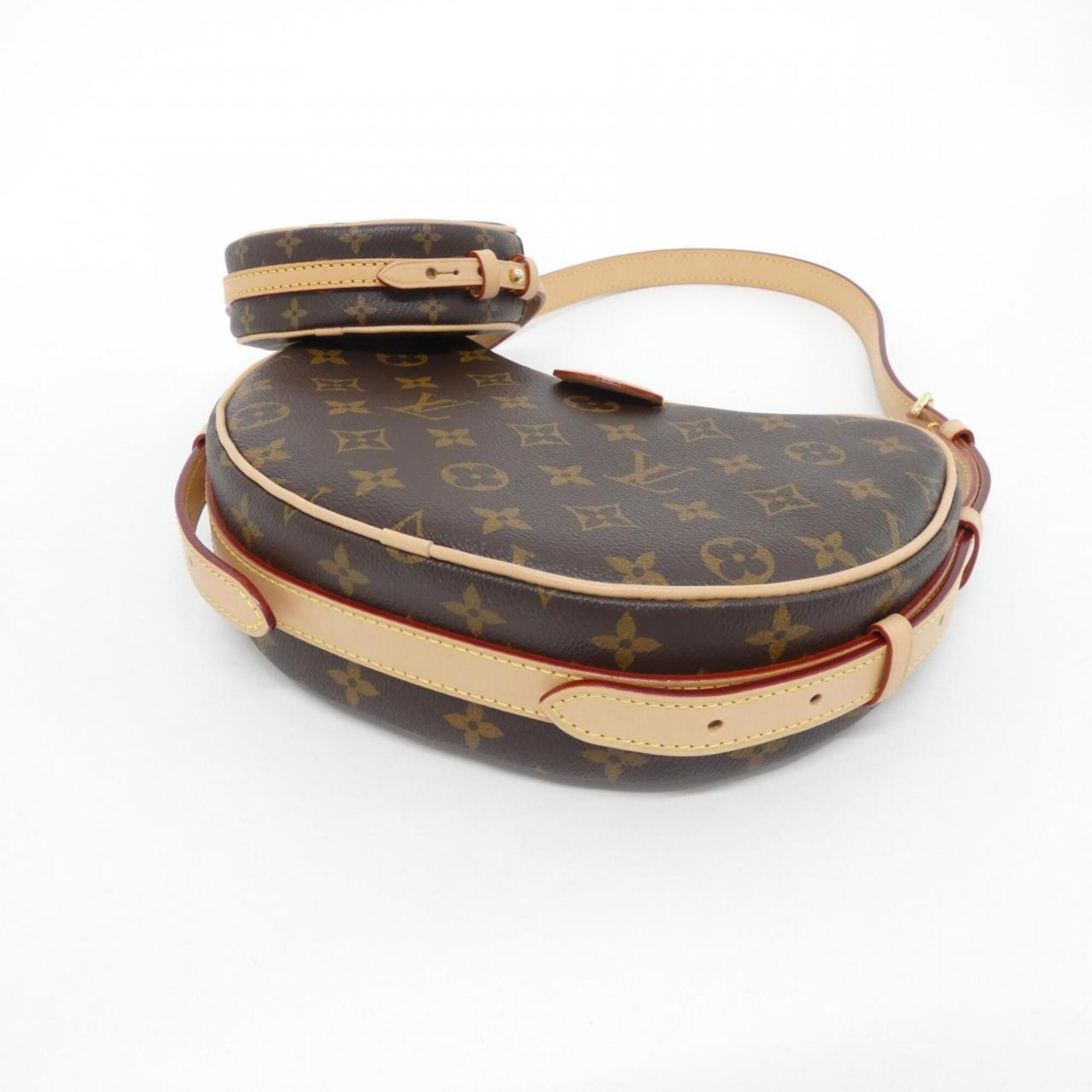 Louis Vuitton Marron Coated Canvas Pouch Shoulder Bag (Pre-Owned)