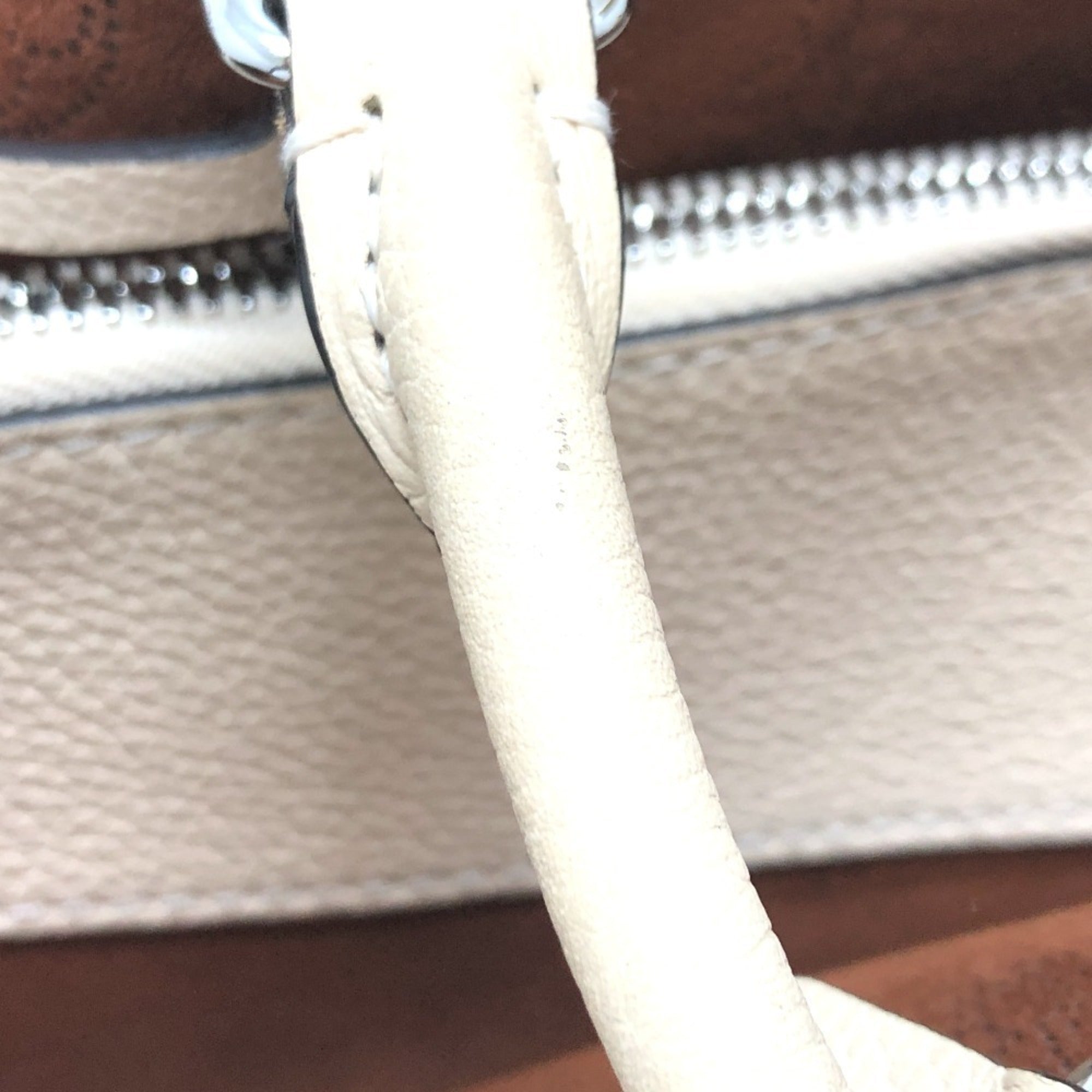 Louis Vuitton Galle Leather Shoulder Bag Tote Bag (Pre-Owned)