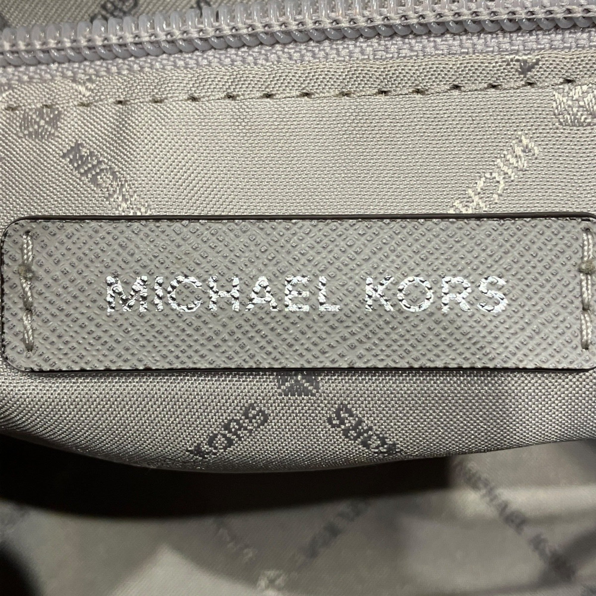 Michael Kors White Leather Shoulder Bag (Pre-Owned)