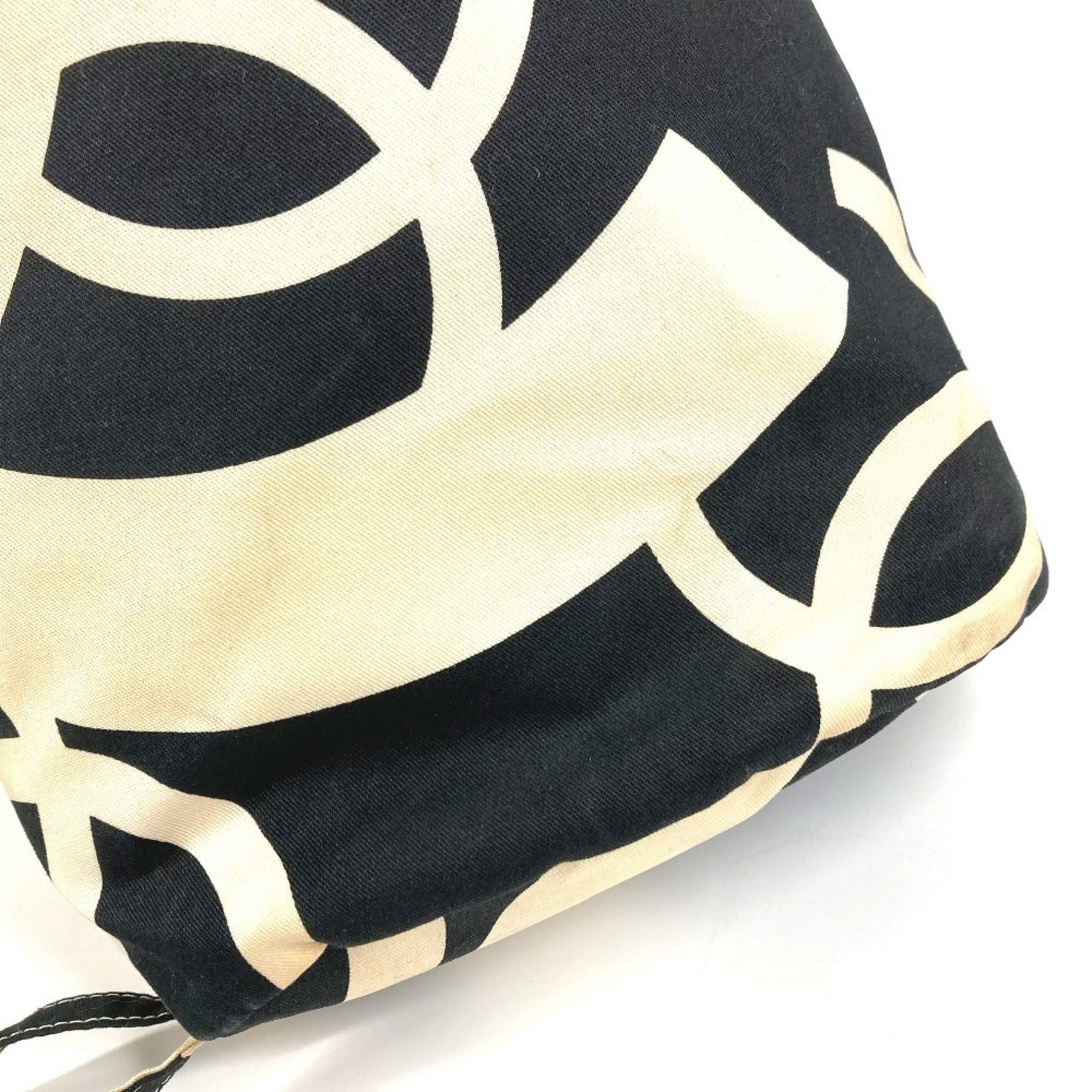 Chanel Black White Cotton Shoulder Bag (Pre-Owned)