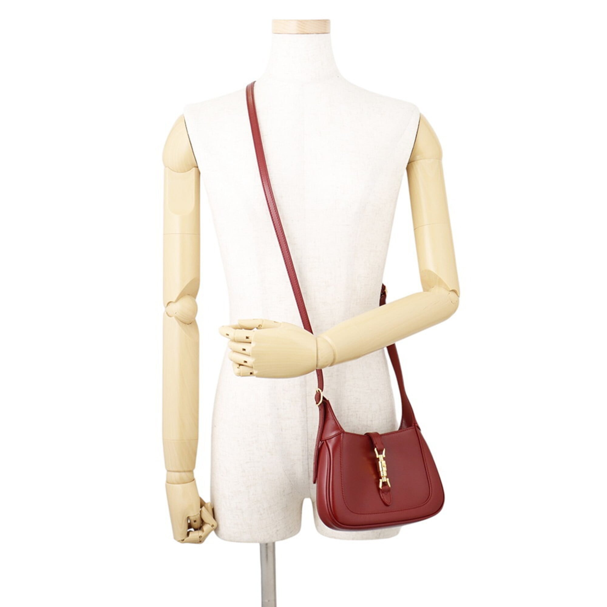 Gucci Red Color Leather Shoulder Bag (Pre-Owned)
