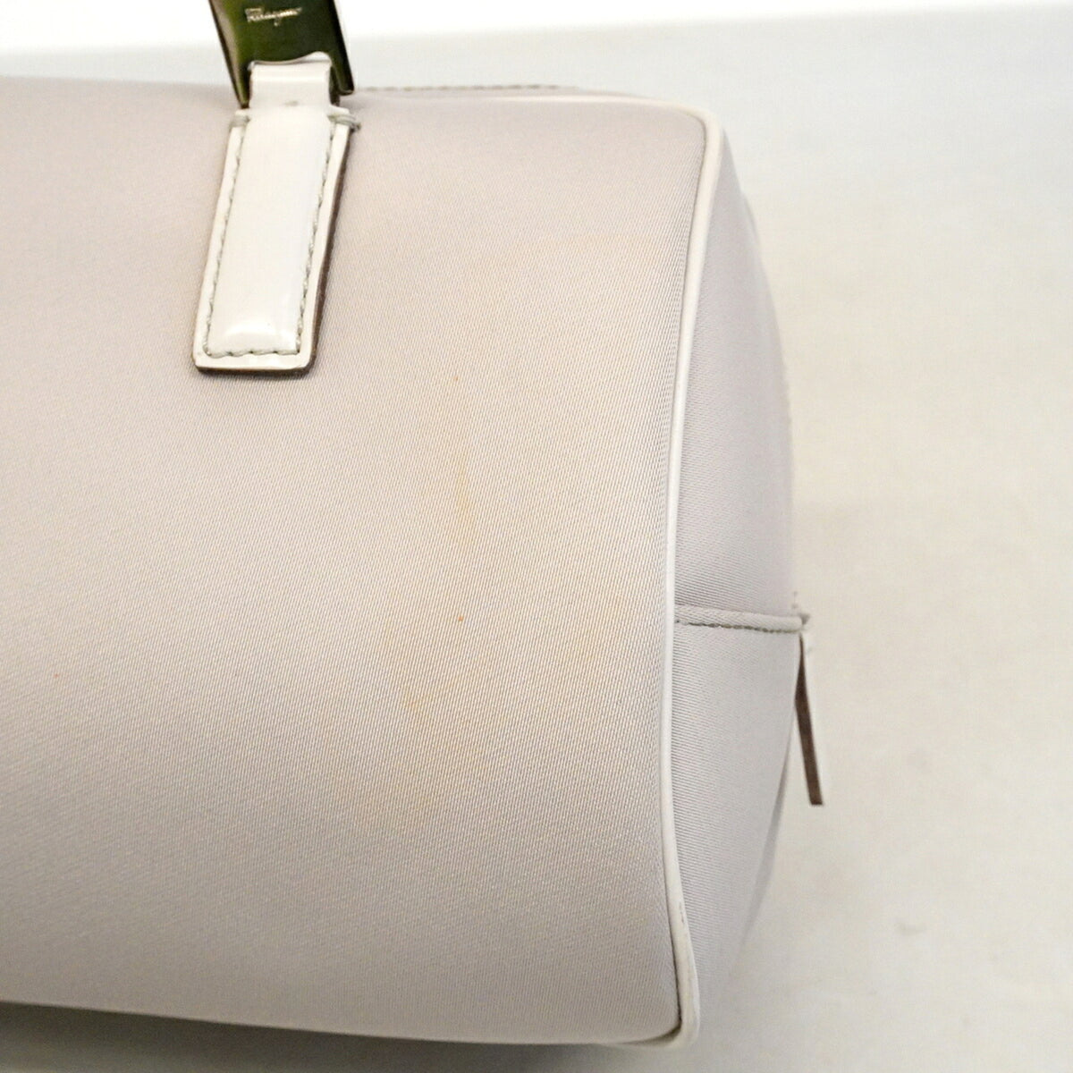Salvatore Ferragamo Gray Nylon Handbag (Pre-Owned)