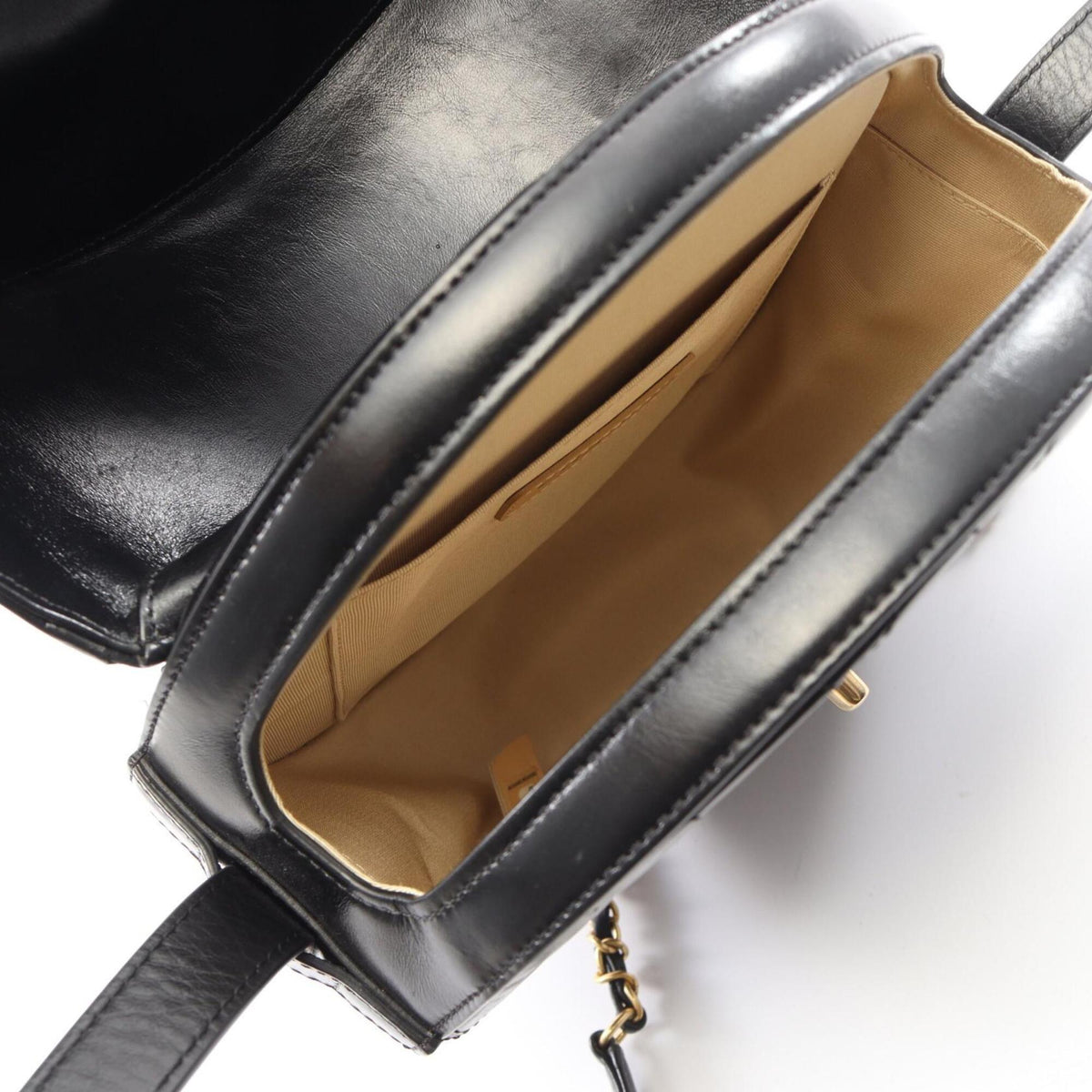 Chanel Black Leather Handbag Shoulder Bag (Pre-Owned)