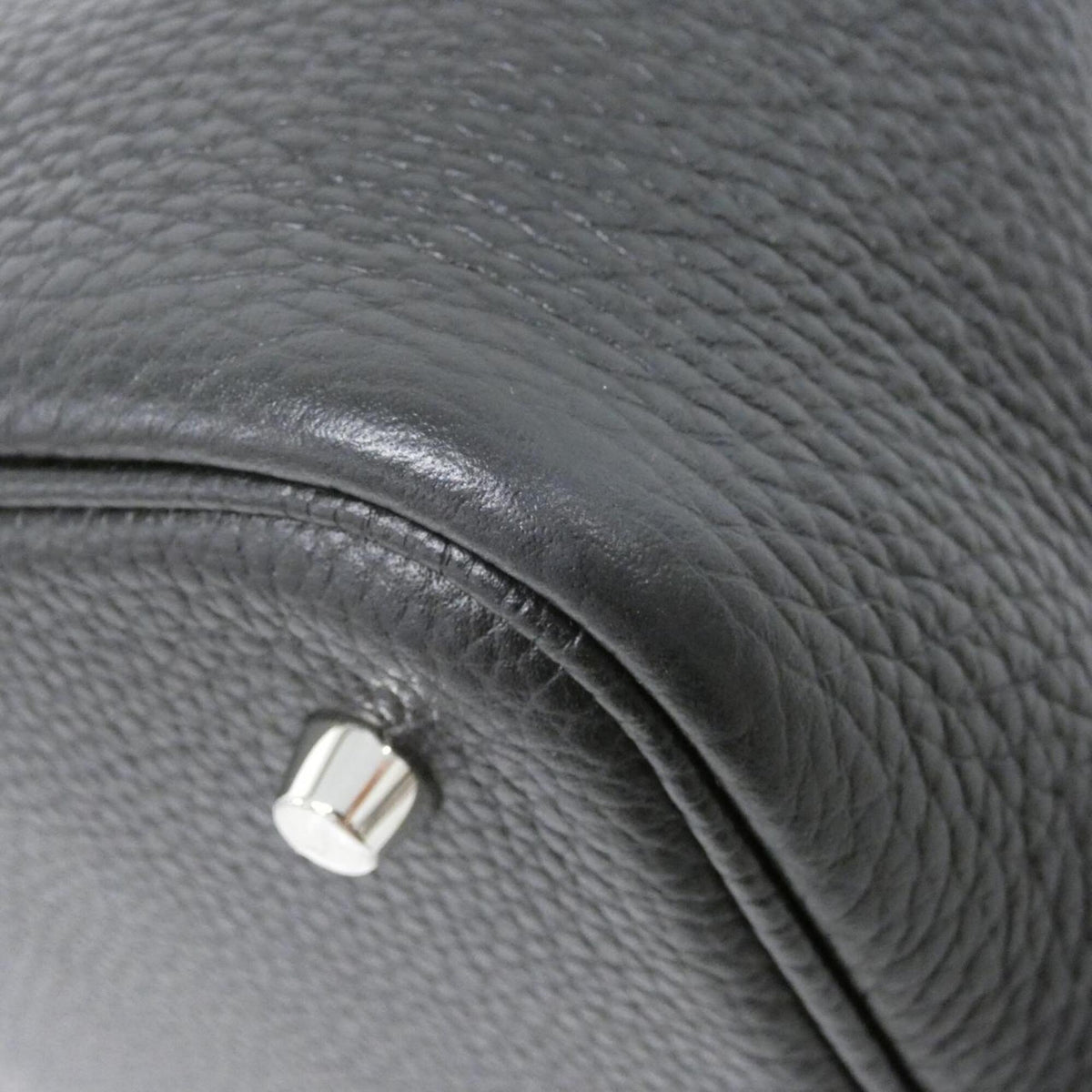 Hermes Black Taurillon Clemence Leather Handbag (Pre-Owned)