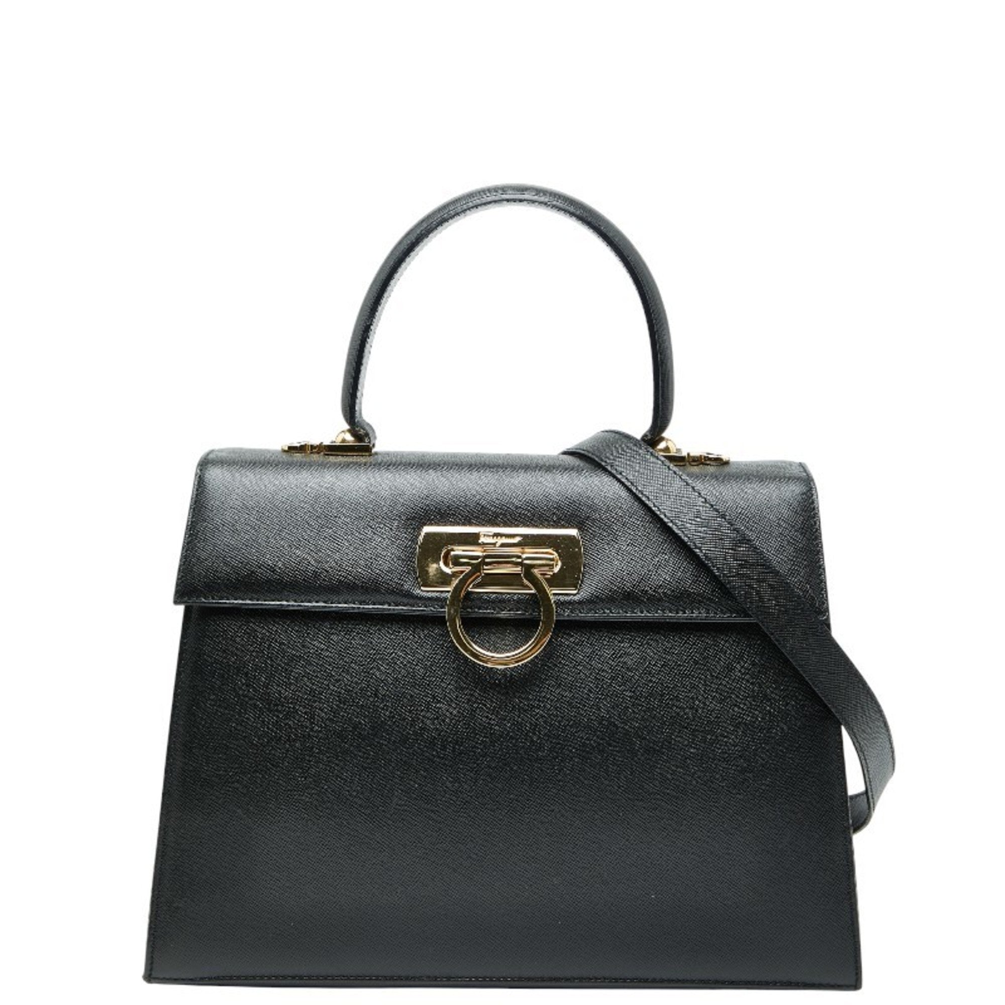 Salvatore Ferragamo Black Leather Handbag Shoulder Bag (Pre-Owned)