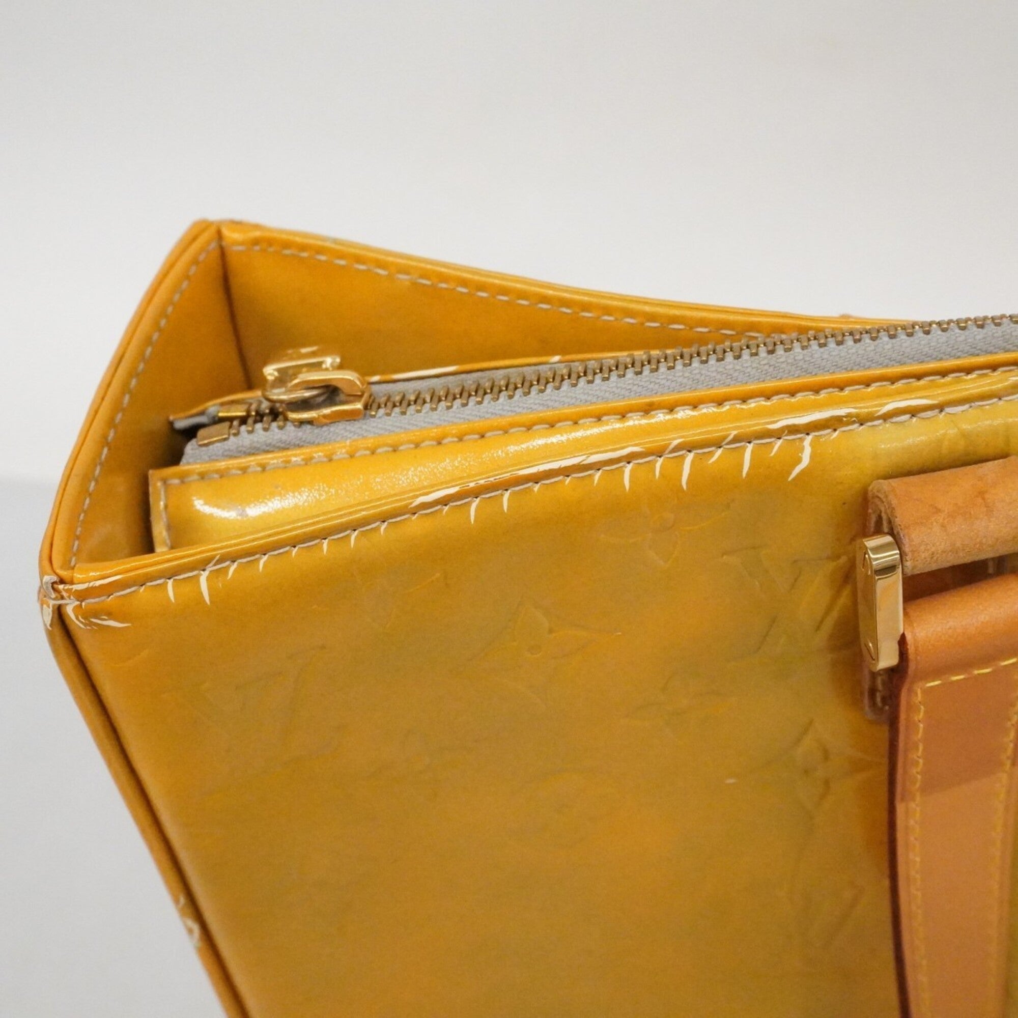 Louis Vuitton Gris Tote Bag (Pre-Owned)
