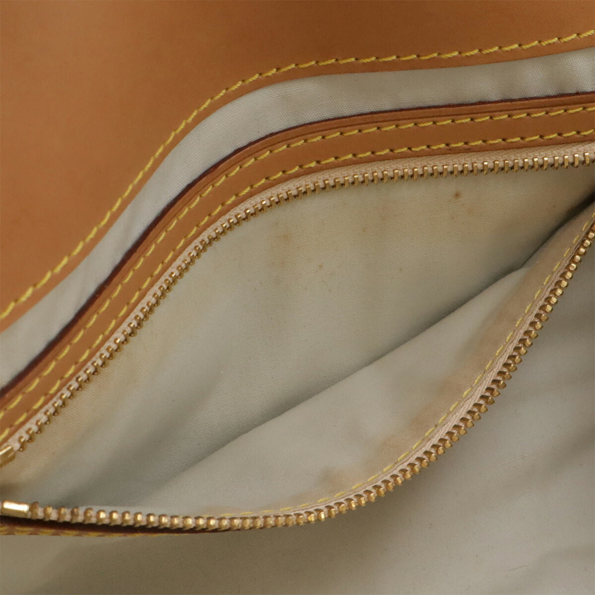 Louis Vuitton Blue Canvas Shoulder Bag (Pre-Owned)