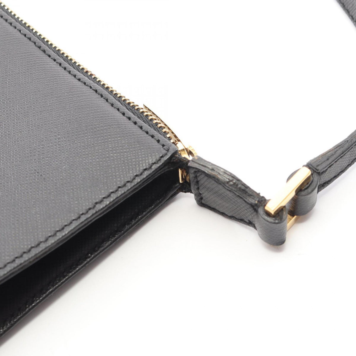 Salvatore Ferragamo Black Leather Handbag Shoulder Bag (Pre-Owned)