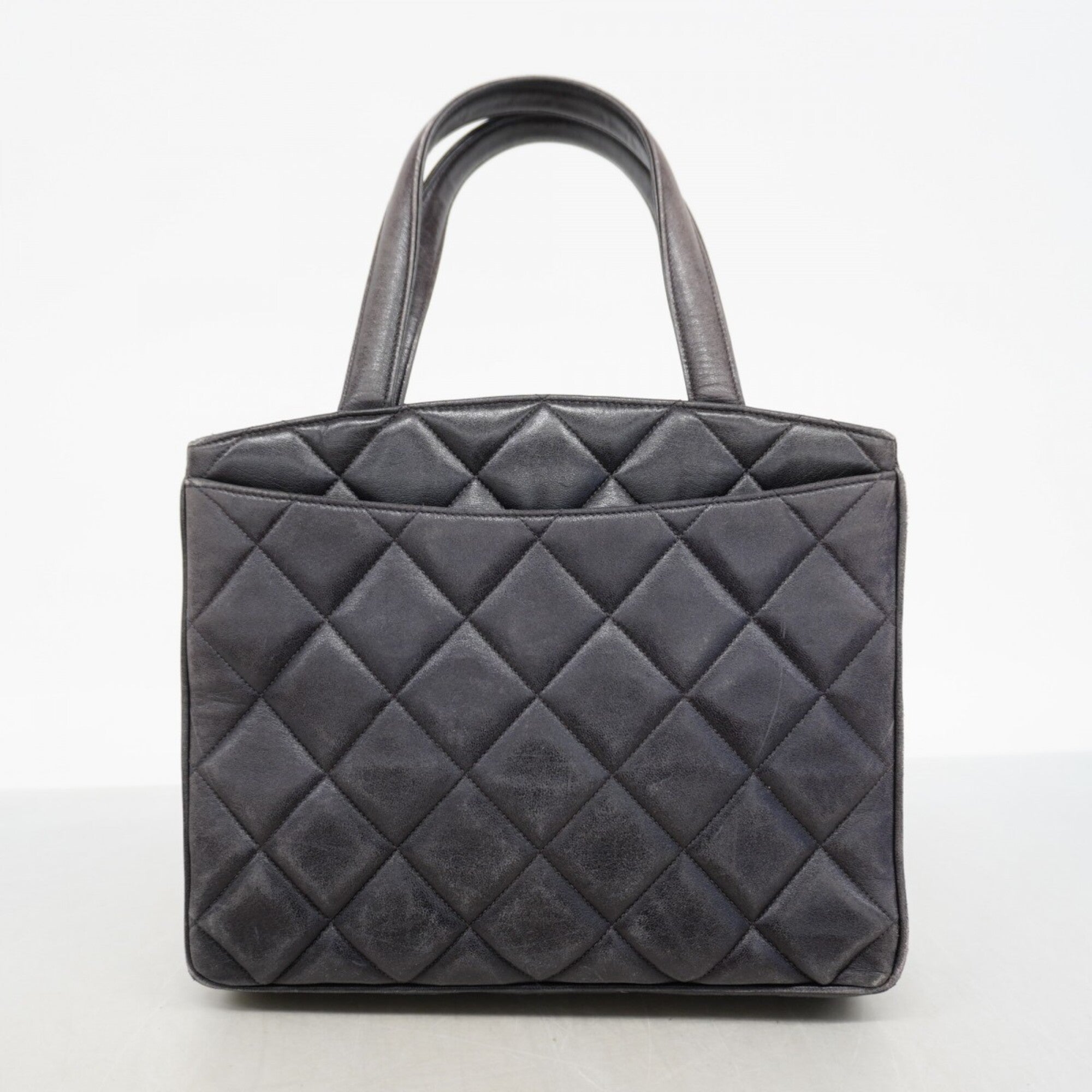 Chanel Black Leather Handbag (Pre-Owned)