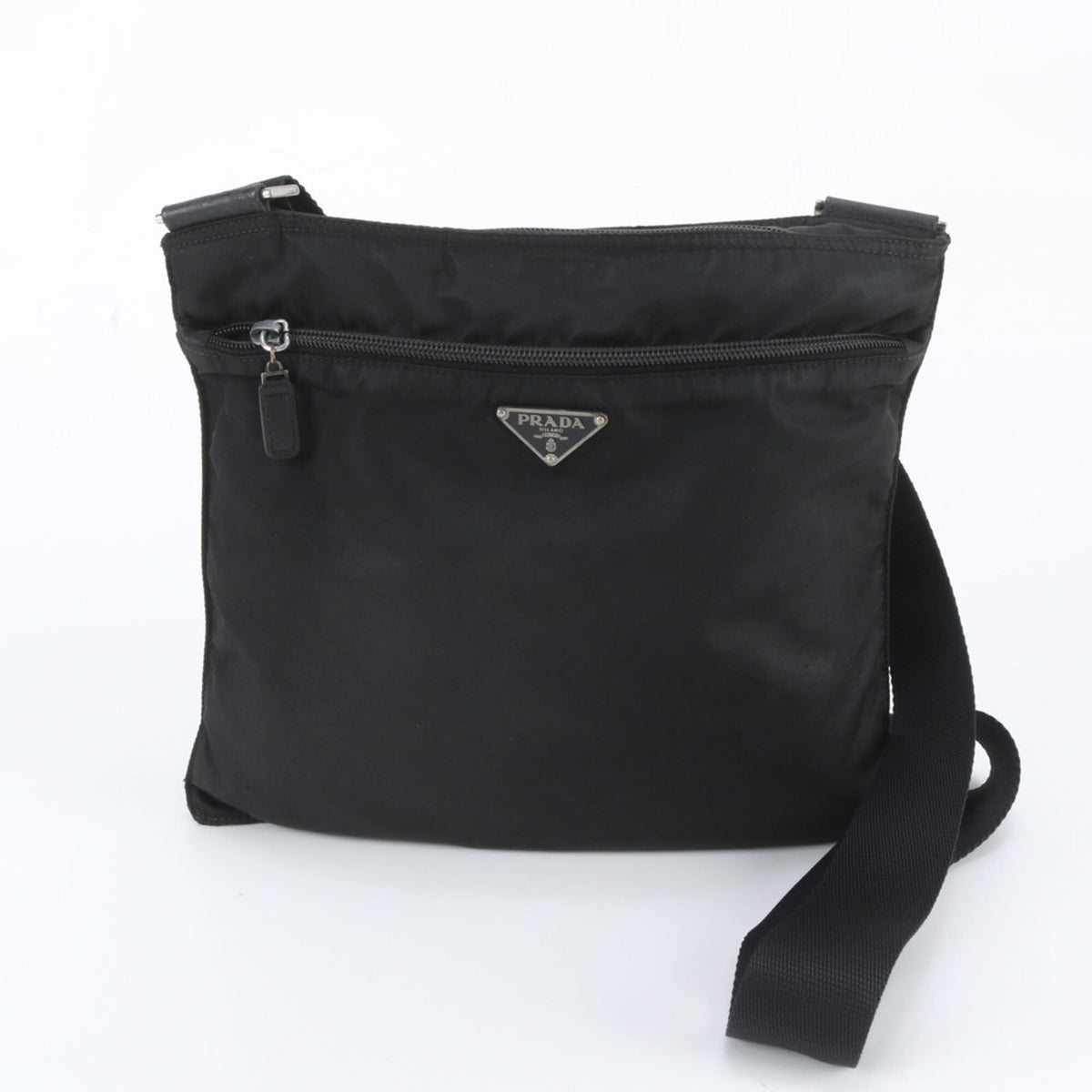 Prada Black White Leather Nylon Shoulder Bag (Pre-Owned)