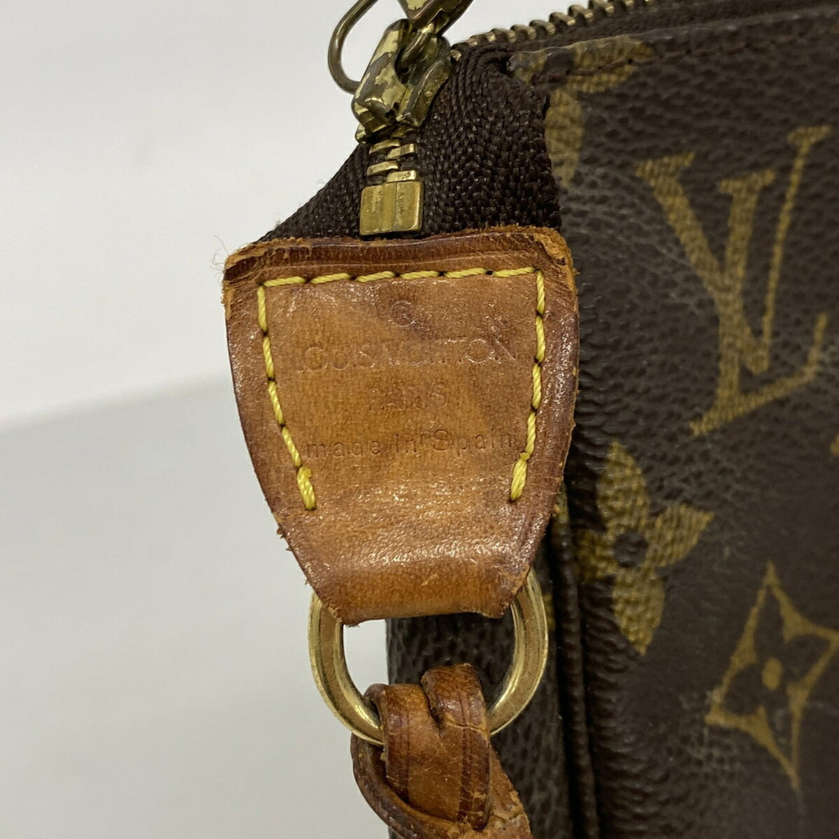 Louis Vuitton Brown Pouch (Pre-Owned)