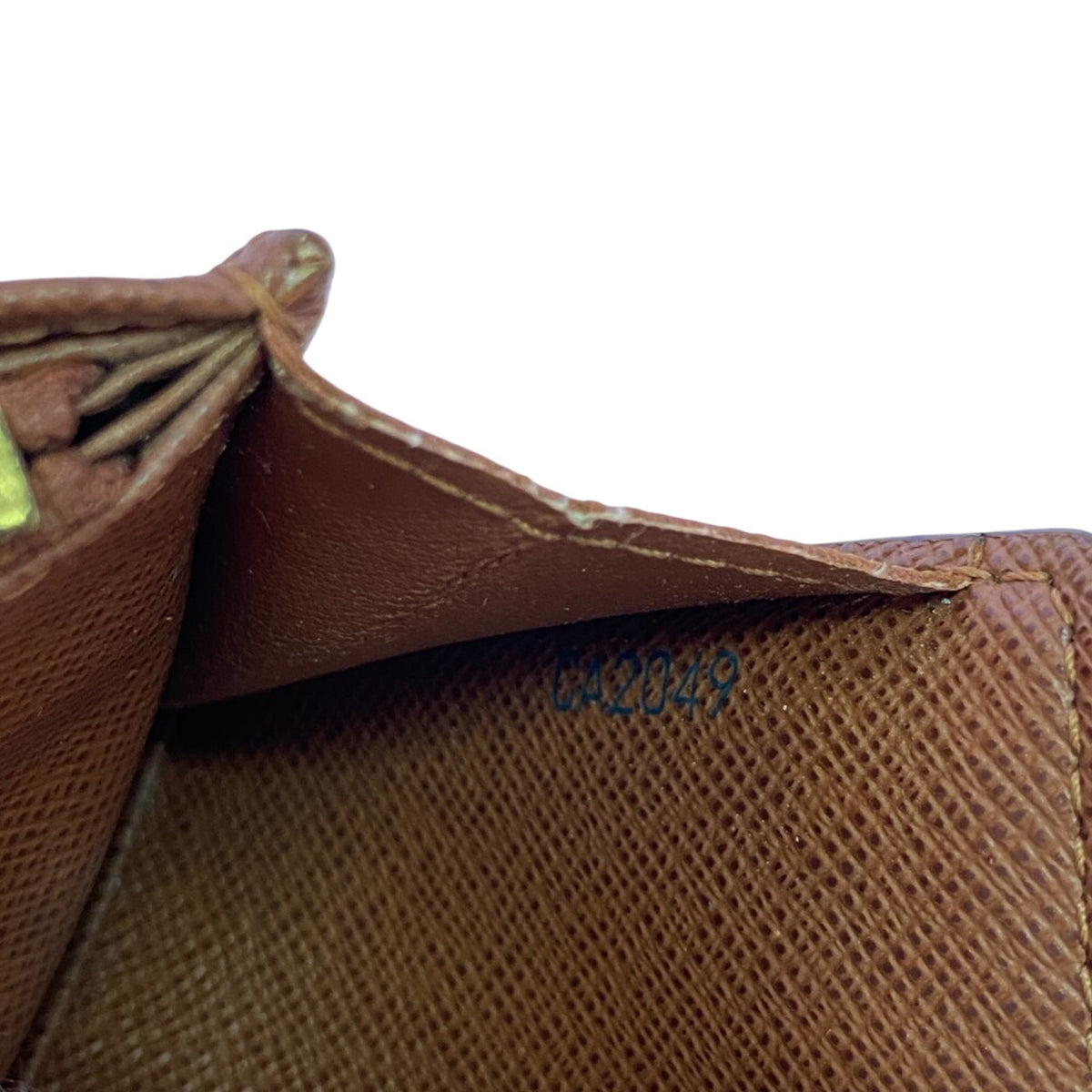 Louis Vuitton Brown Leather Wallet (Tri-Fold) (Pre-Owned)