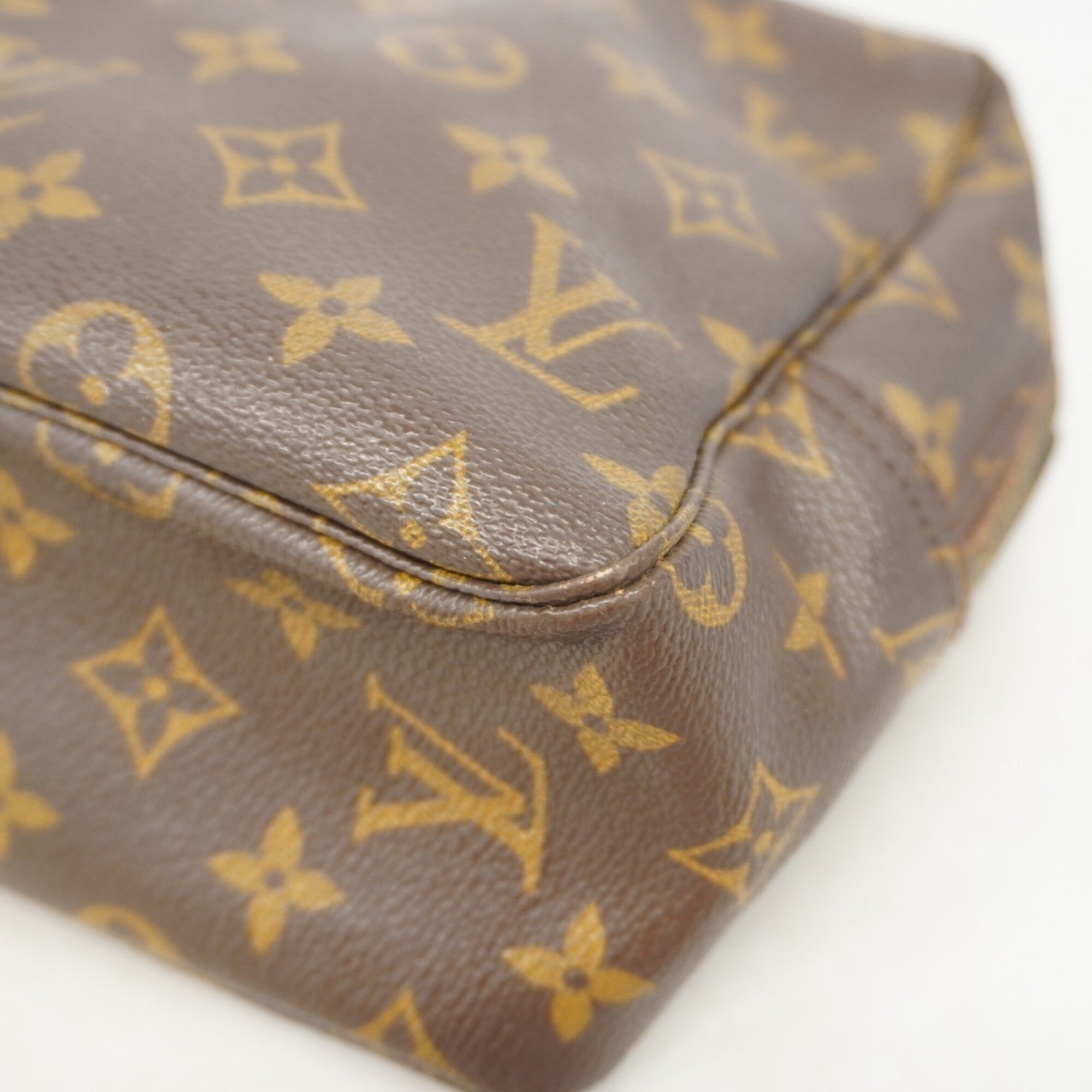 Louis Vuitton Brown Pouch (Pre-Owned)