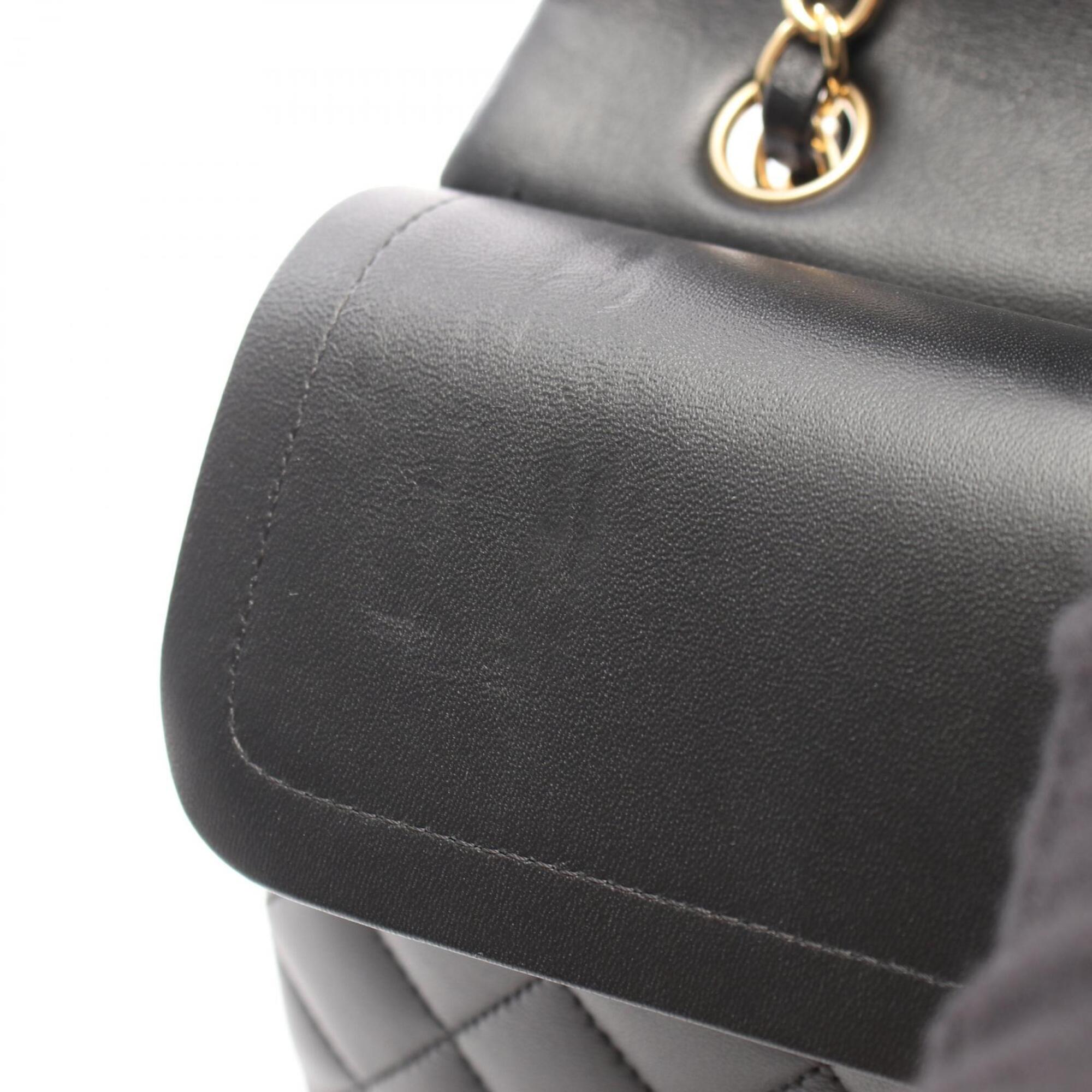 Chanel Black Leather Handbag Shoulder Bag (Pre-Owned)