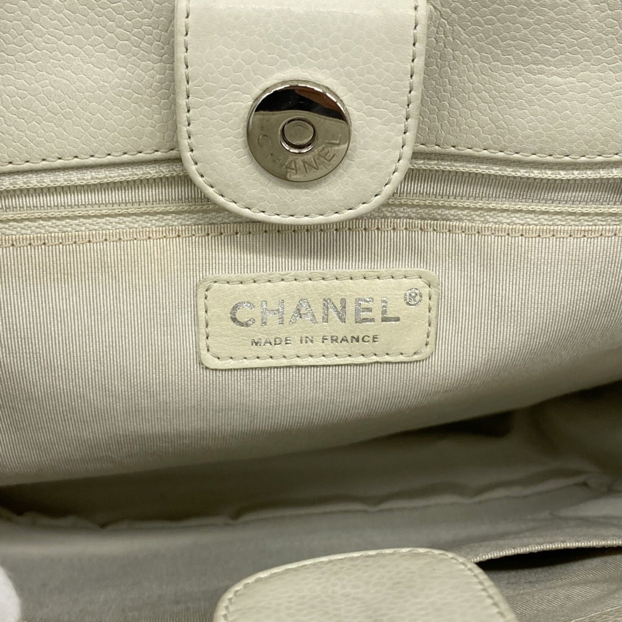 Chanel Ivory Grained Calfskin Tote Bag (Pre-Owned)