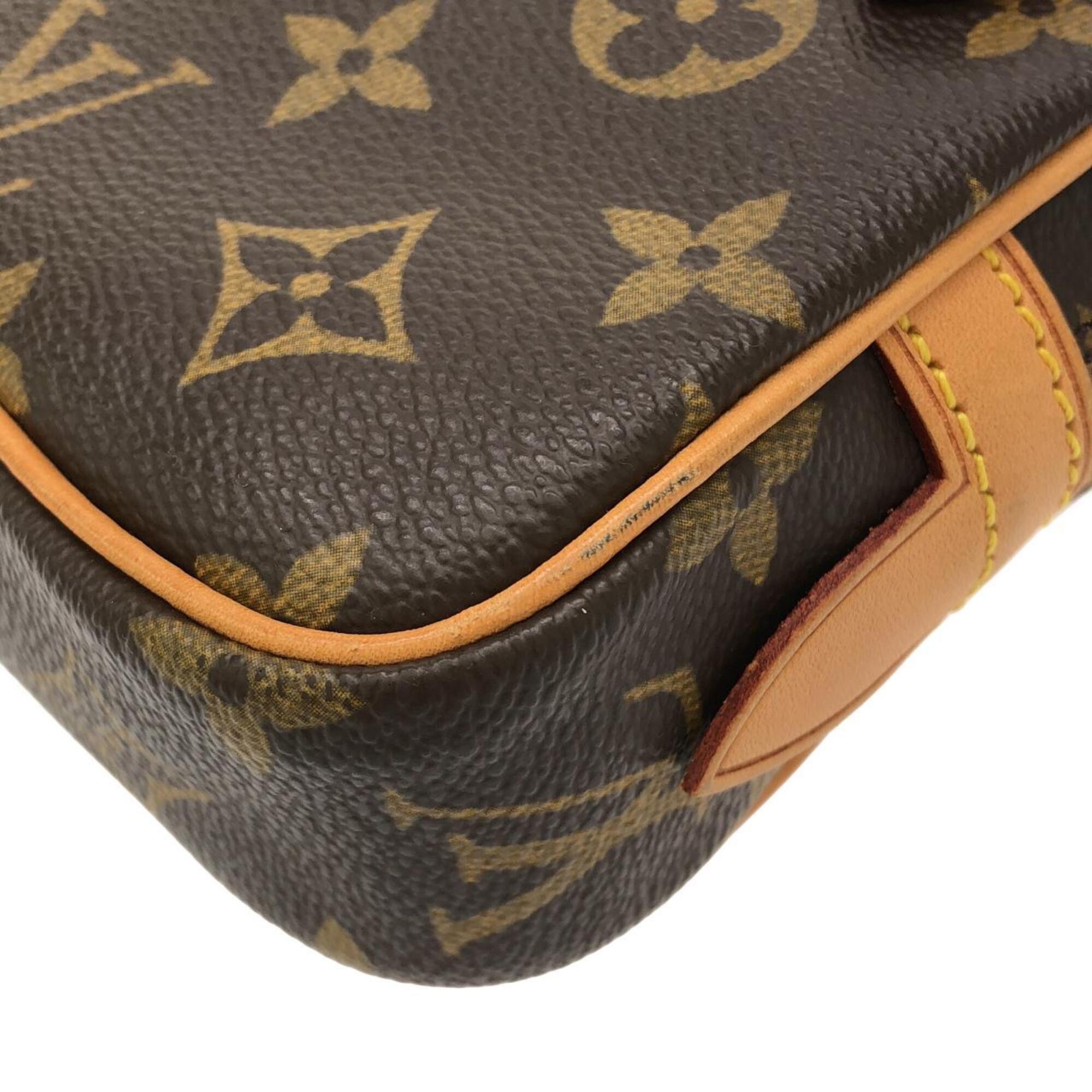 Louis Vuitton Marron Coated Canvas Shoulder Bag (Pre-Owned)