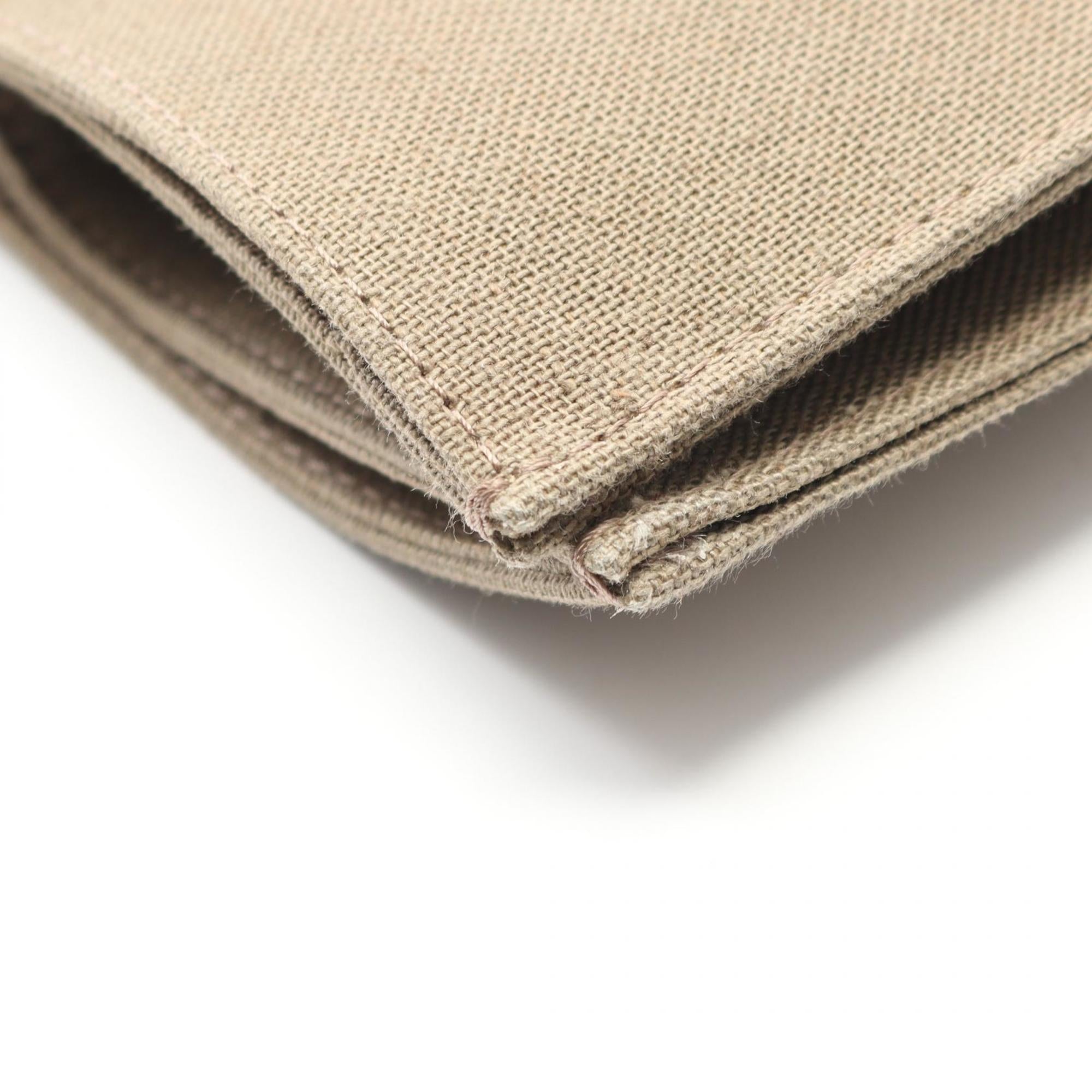 Fendi Beige Canvas Tote Bag (Pre-Owned)