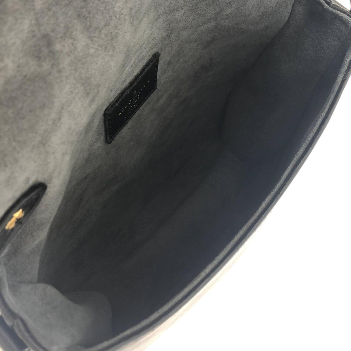 Louis Vuitton Black Leather Shoulder Bag (Pre-Owned)