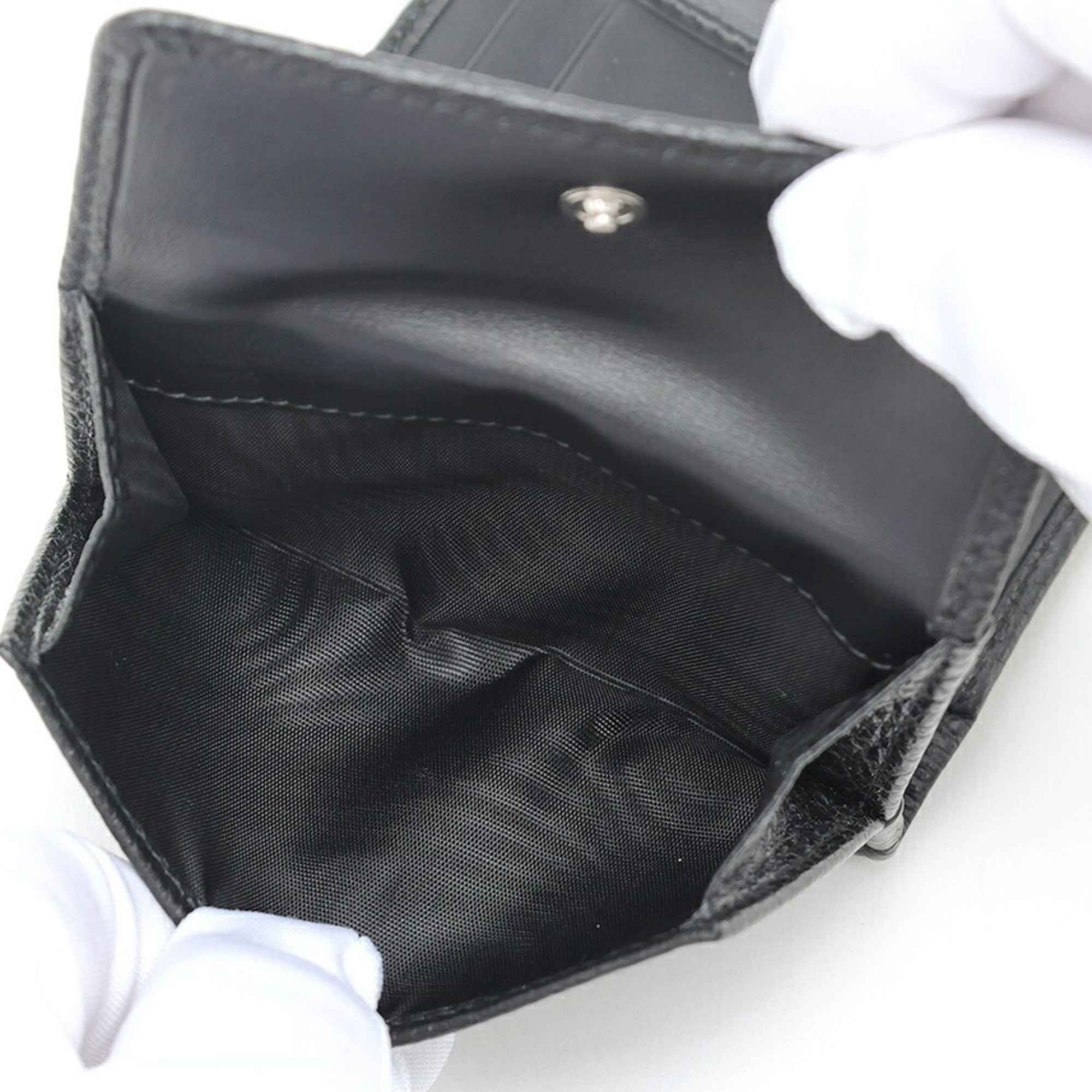 Prada Black Leather Wallet (Tri-Fold) (Pre-Owned)