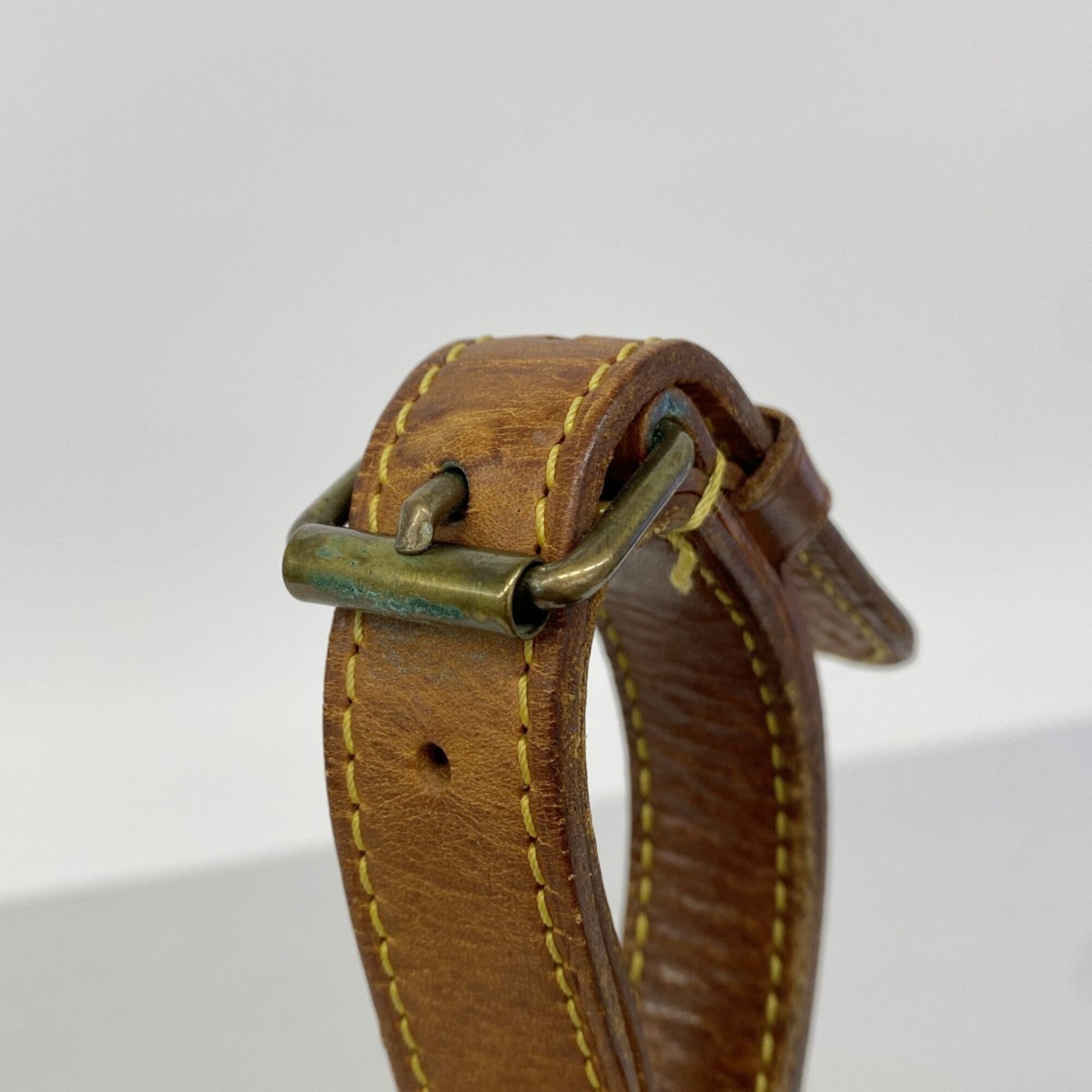 Louis Vuitton Brown Shoulder Bag (Pre-Owned)