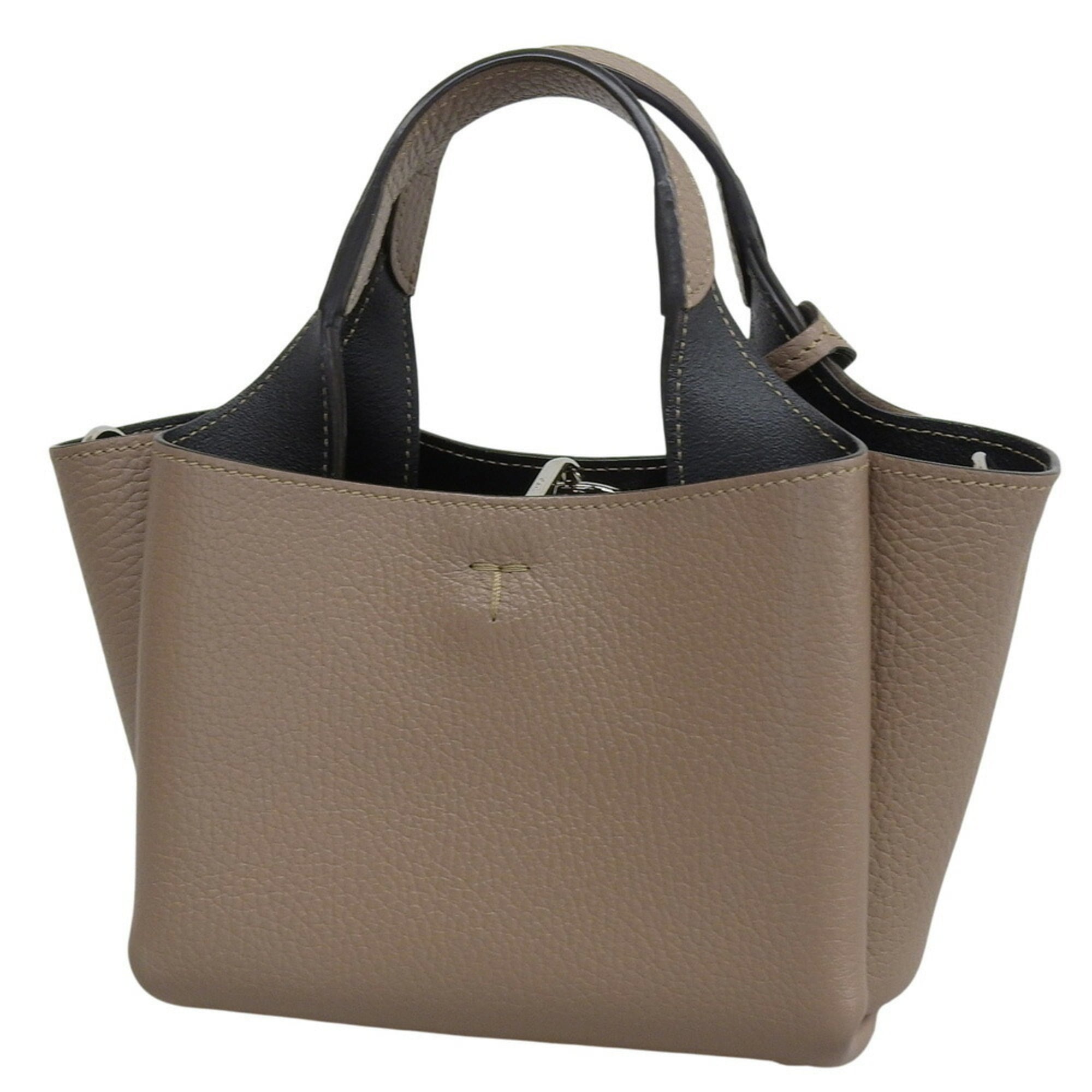 Tod's Beige Leather Handbag (Pre-Owned)