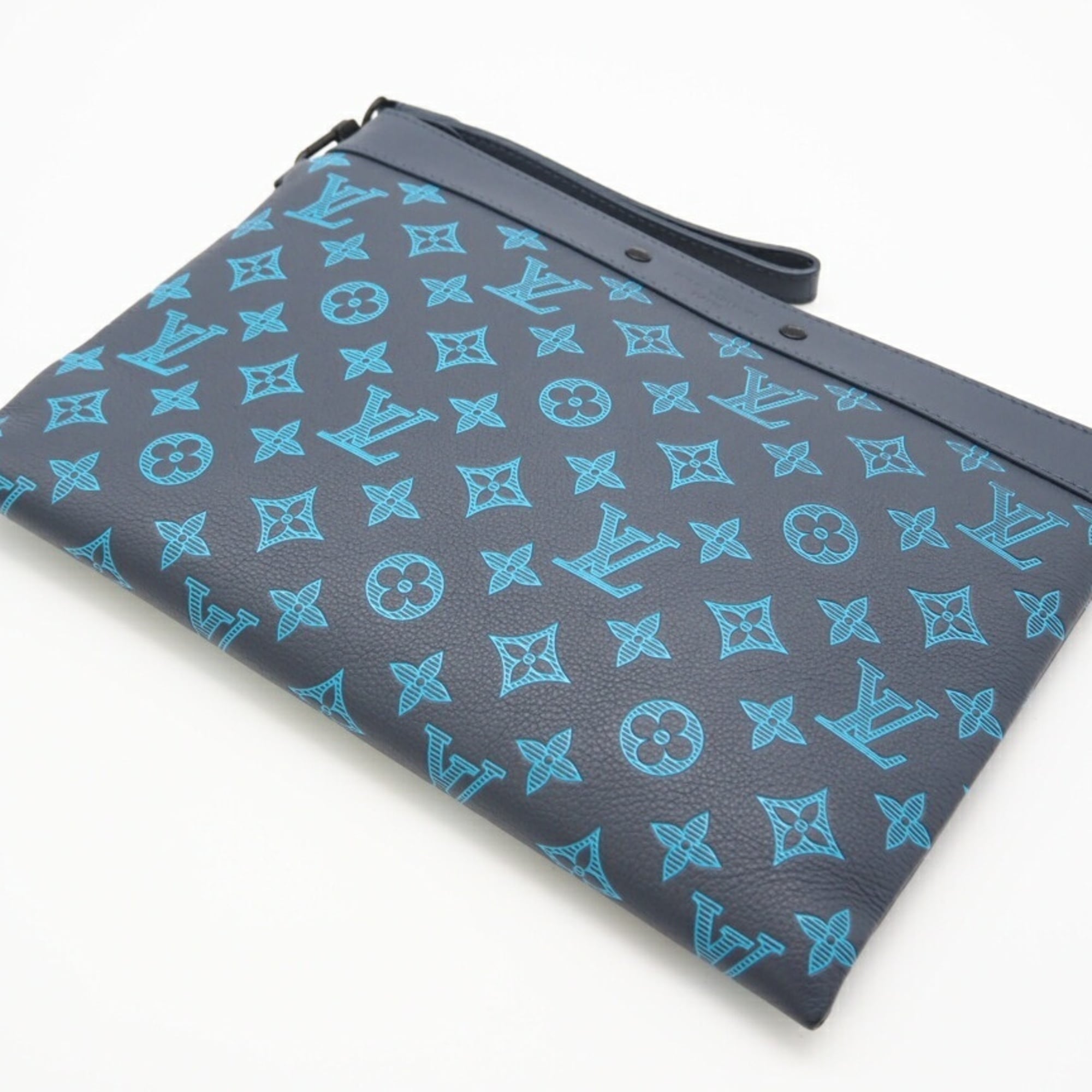 Louis Vuitton Blue Coated Canvas Clutch Bag (Pre-Owned)