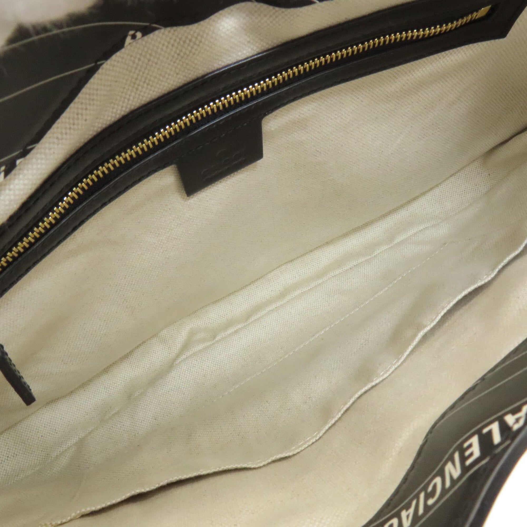 Gucci Black Leather Shoulder Bag (Pre-Owned)