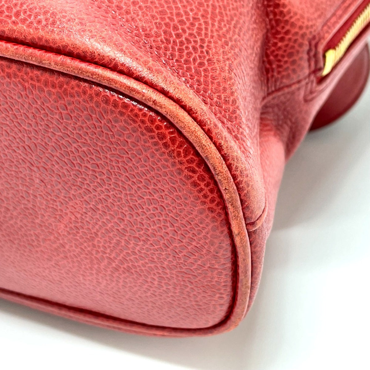 Chanel Red Leather Shoulder Bag (Pre-Owned)