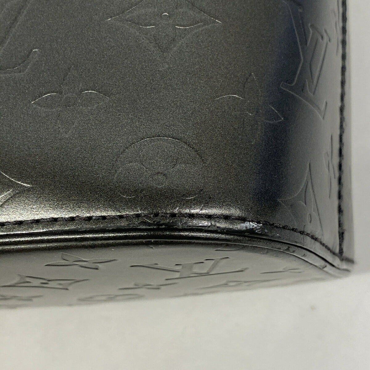 Louis Vuitton Noir Tote Bag (Pre-Owned)