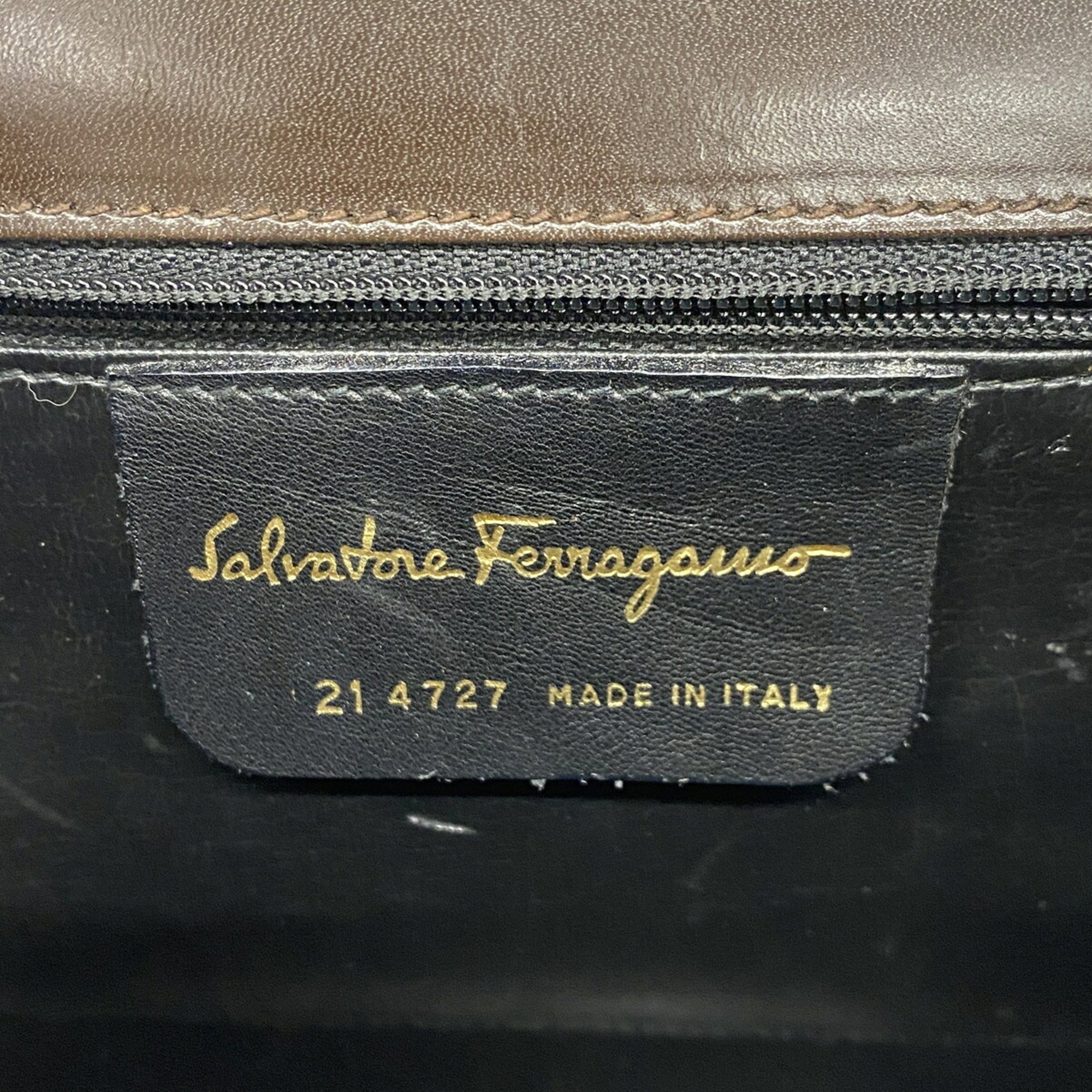 Salvatore Ferragamo Brown Leather Shoulder Bag (Pre-Owned)