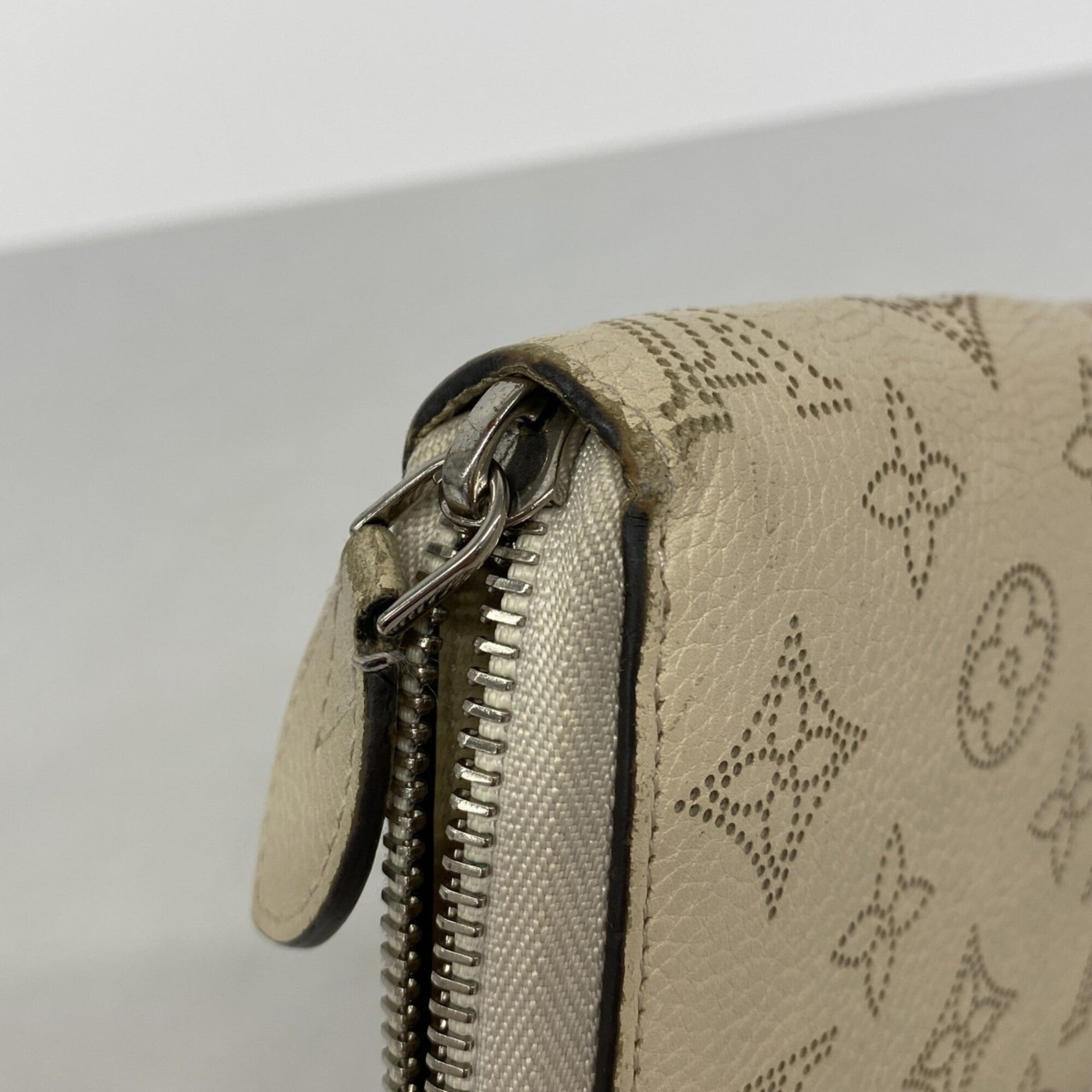 Louis Vuitton Galle Long Wallet (Bi-Fold) (Pre-Owned)