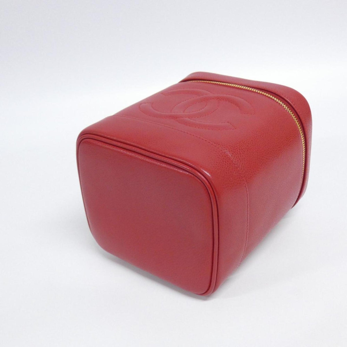 Chanel Red Color Grained Calfskin Handbag (Pre-Owned)