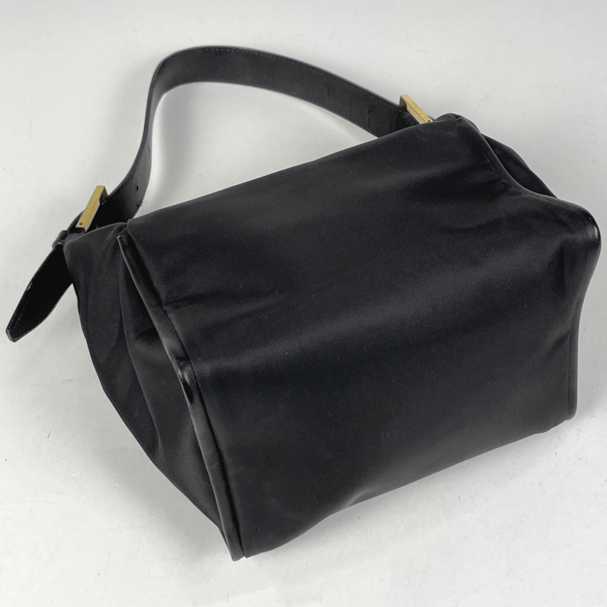 Fendi Black Nylon Leather Handbag Shoulder Bag (Pre-Owned)