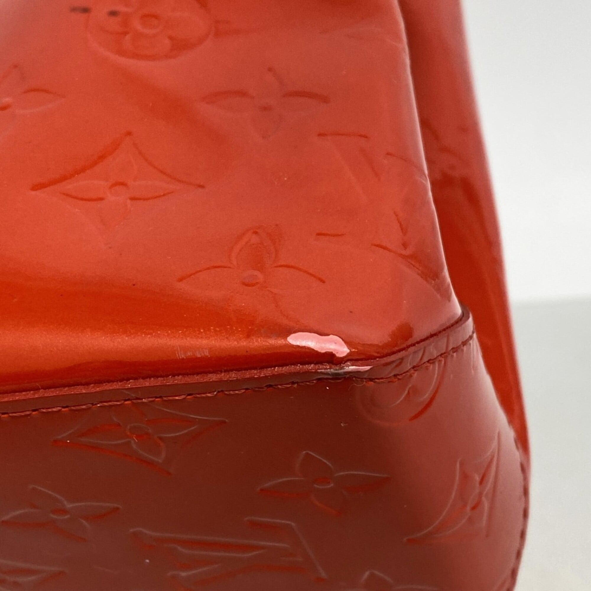 Louis Vuitton Rouge Handbag (Pre-Owned)