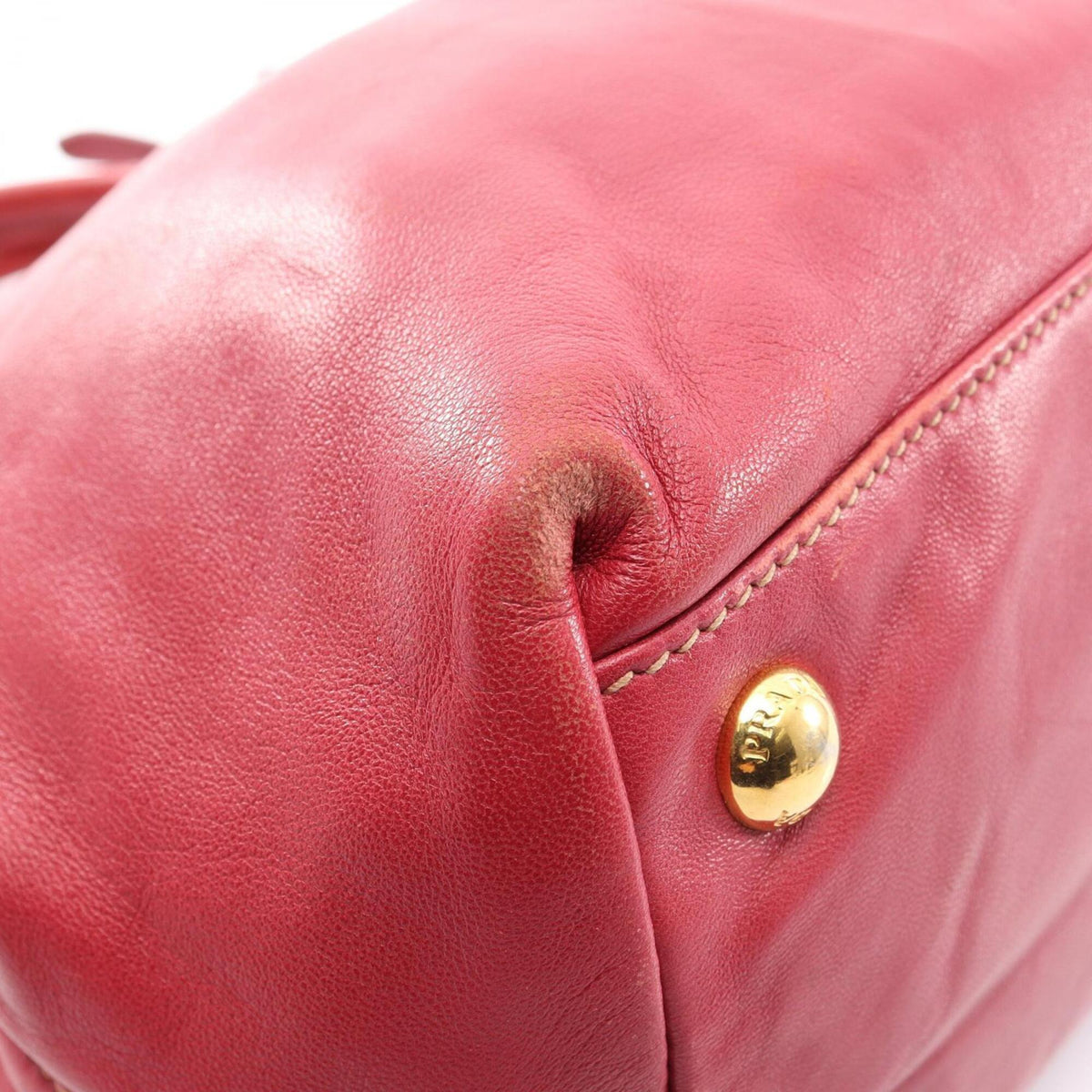 Prada Red Color Leather Handbag (Pre-Owned)