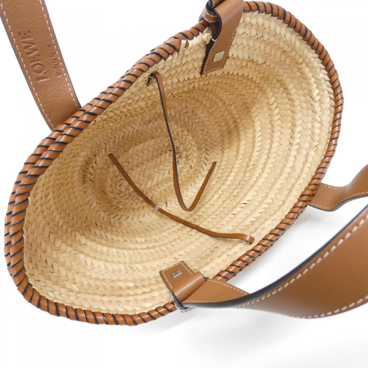 Loewe Beige Raffia Handbag (Pre-Owned)