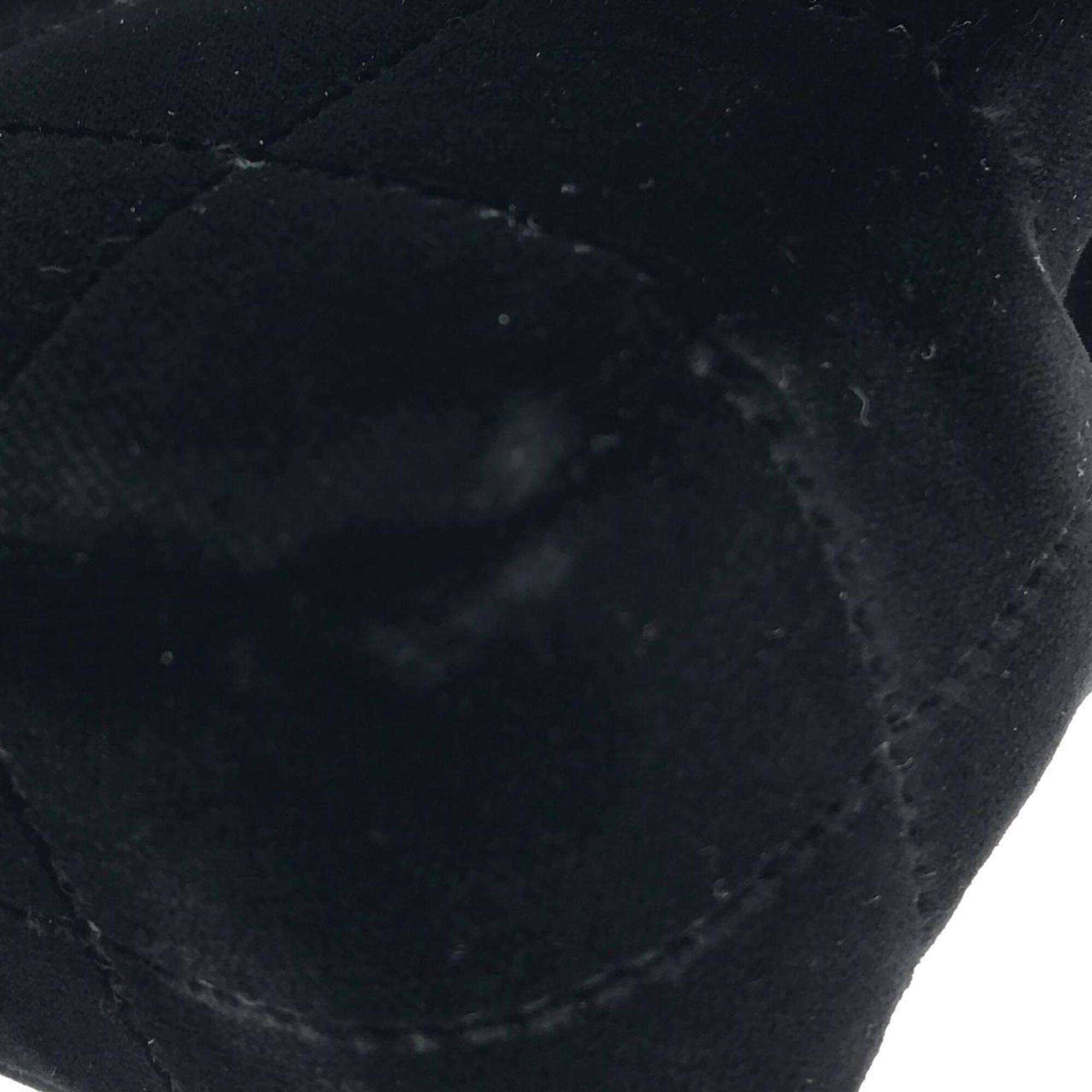 Chanel Black Shoulder Bag (Pre-Owned)