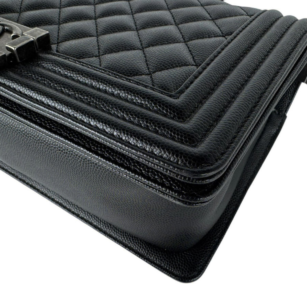 Chanel Black Grained Calfskin Shoulder Bag (Pre-Owned)
