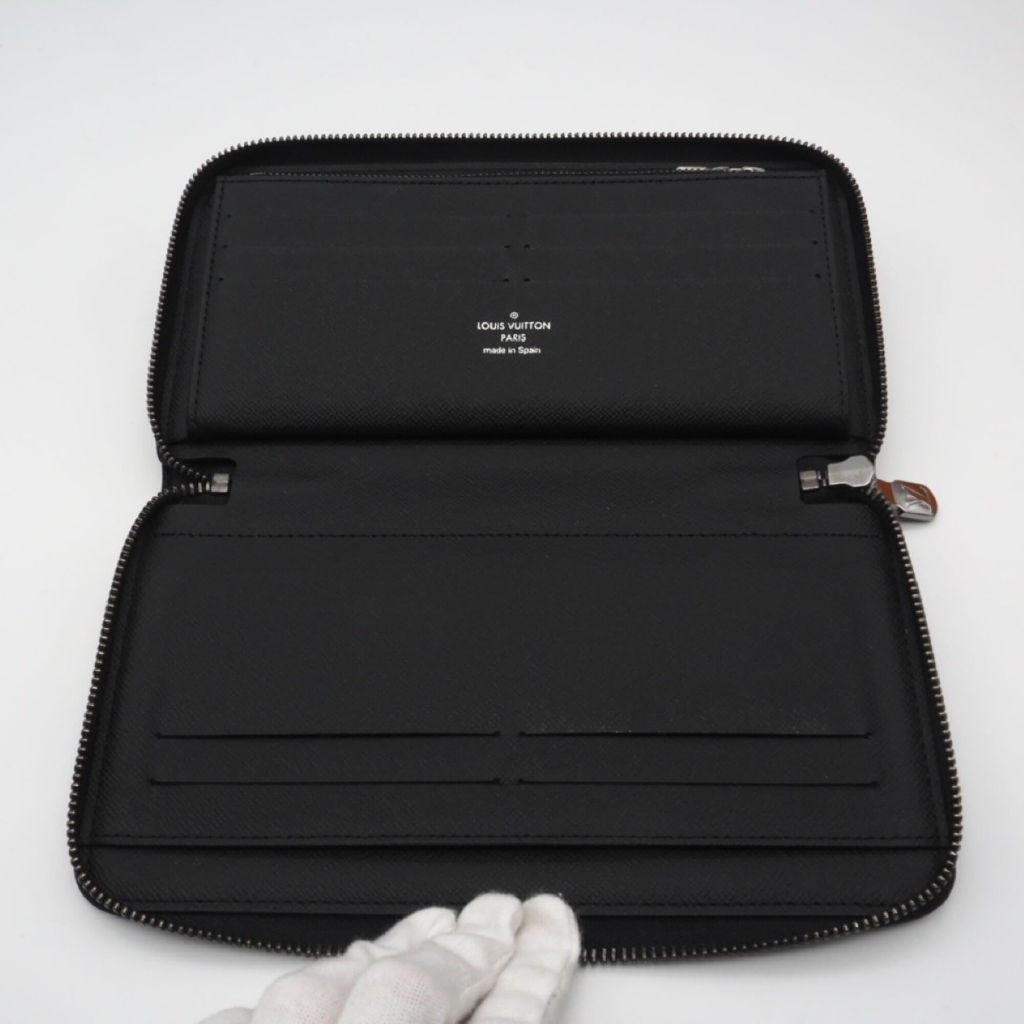 Louis Vuitton Black Gray Coated Canvas Long Wallet (Bi-Fold) (Pre-Owned)