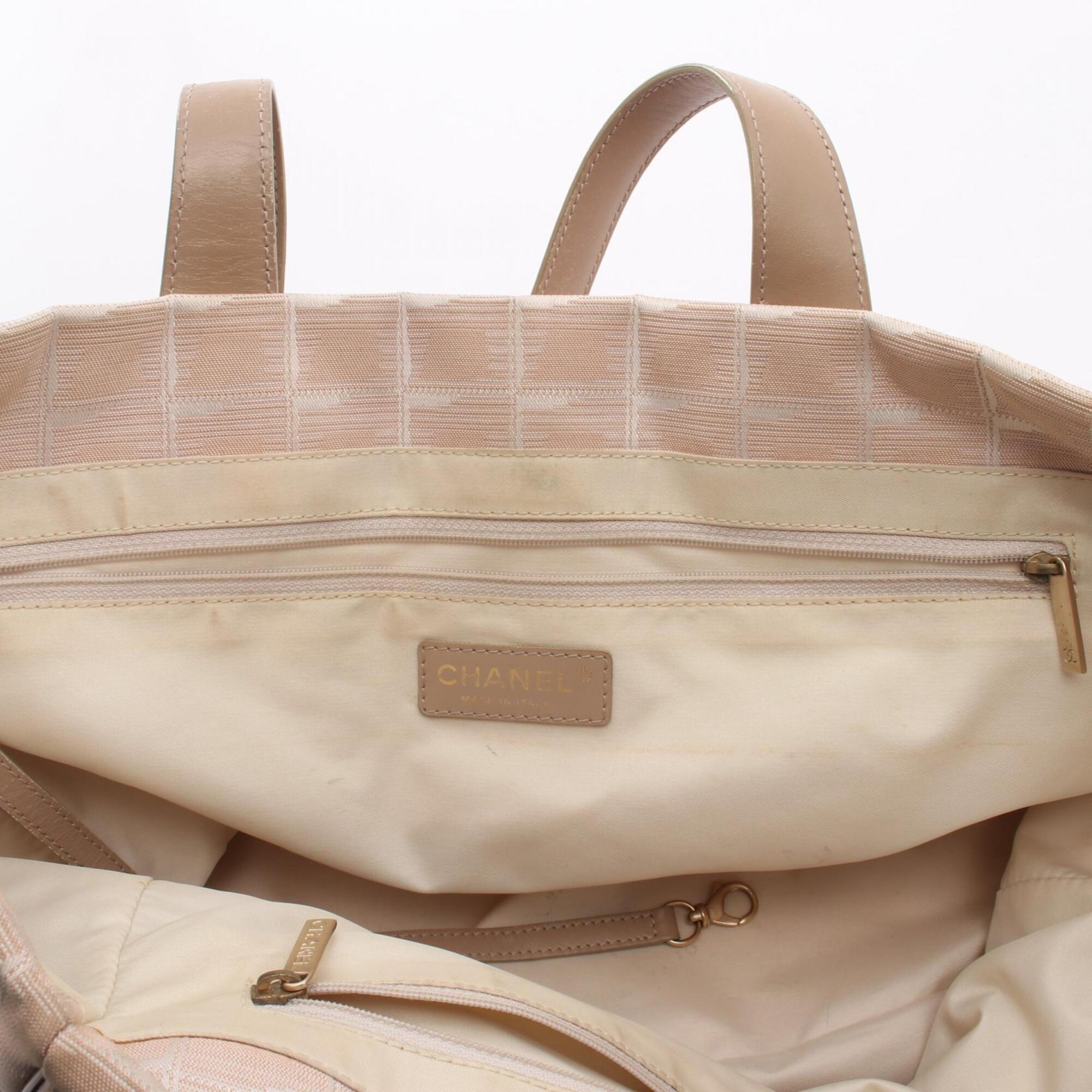 Chanel Pink Leather Nylon Canvas Handbag Tote Bag (Pre-Owned)