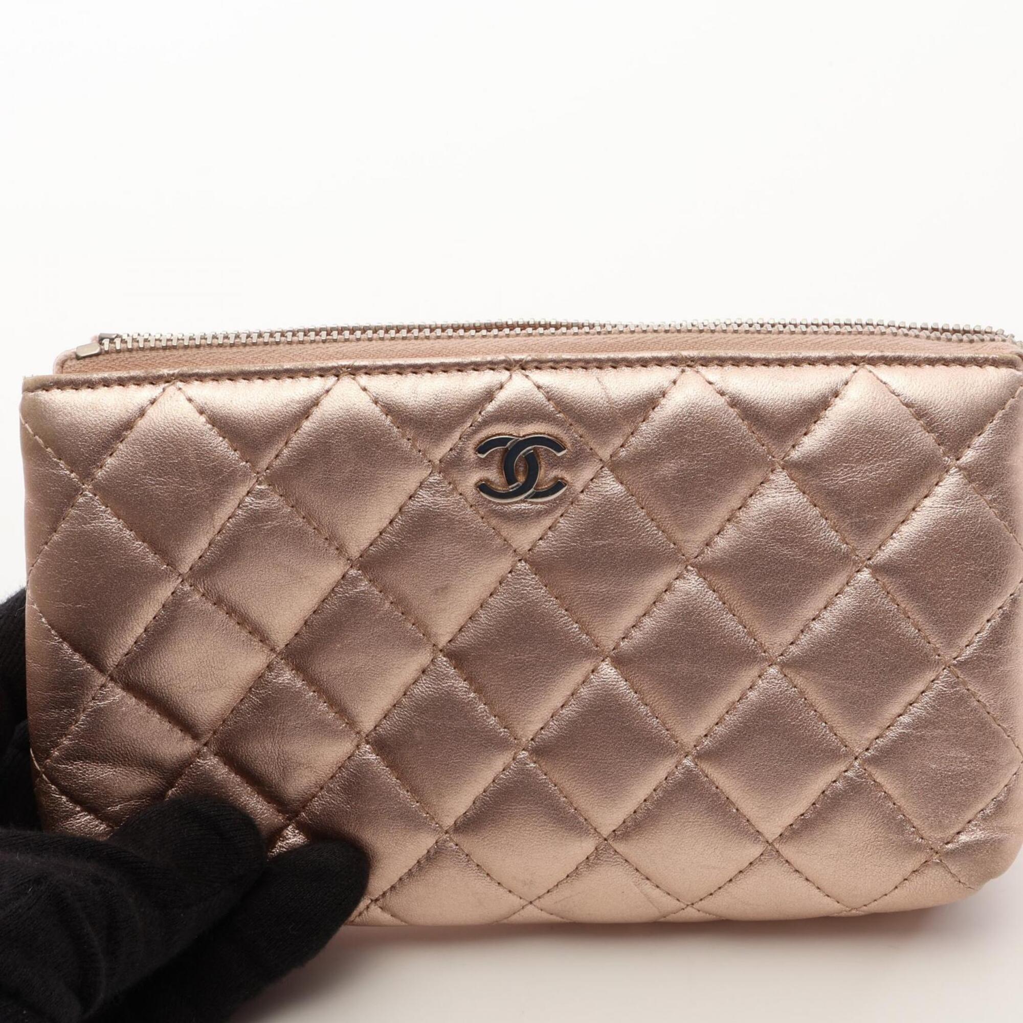Chanel Pink Leather Handbag Pouch (Pre-Owned)