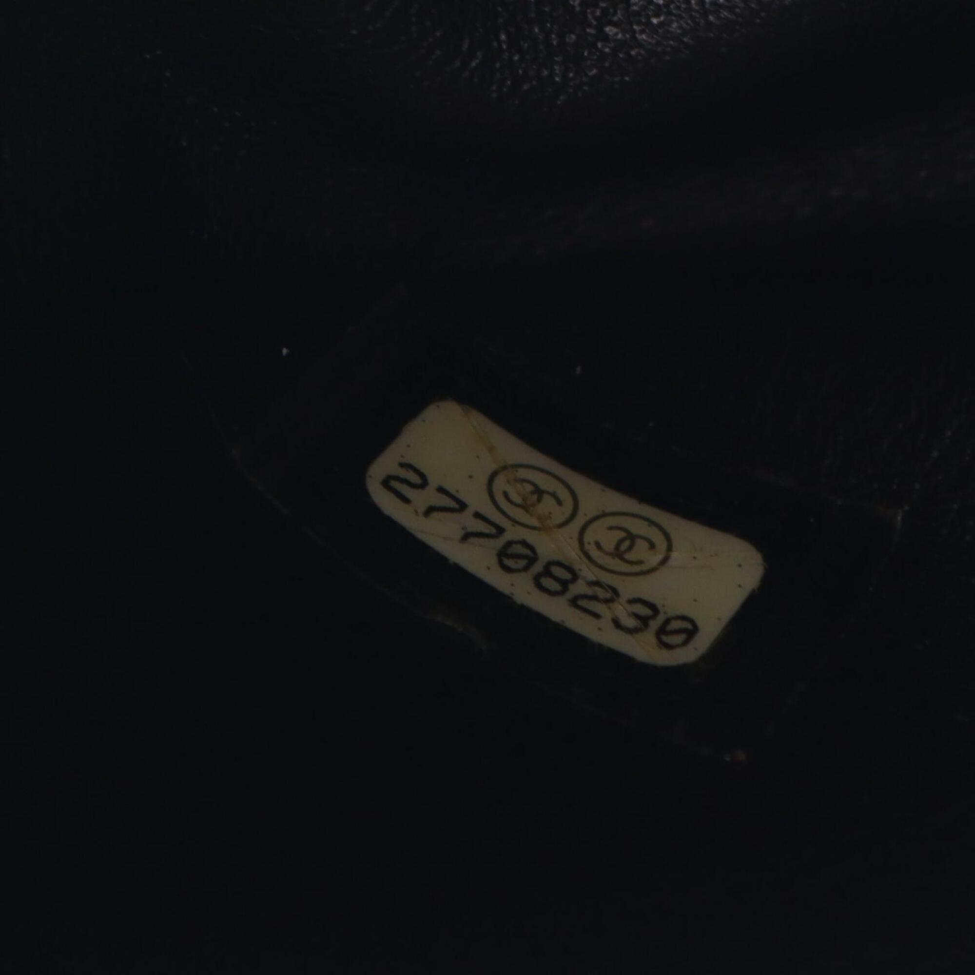 Chanel Black Leather Handbag Shoulder Bag (Pre-Owned)