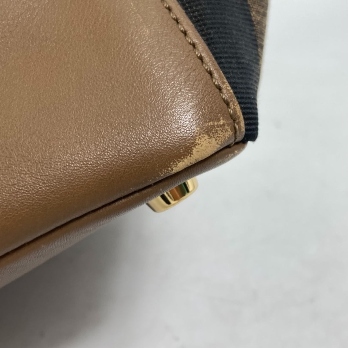 Fendi Brown Leather Handbag (Pre-Owned)
