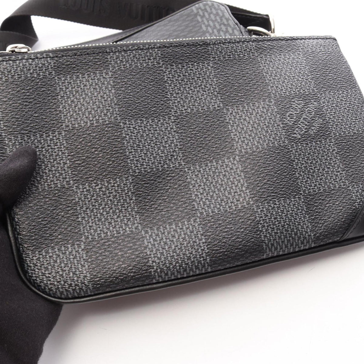 Louis Vuitton Black Pvc Leather Handbag Pouch Shoulder Bag (Pre-Owned)