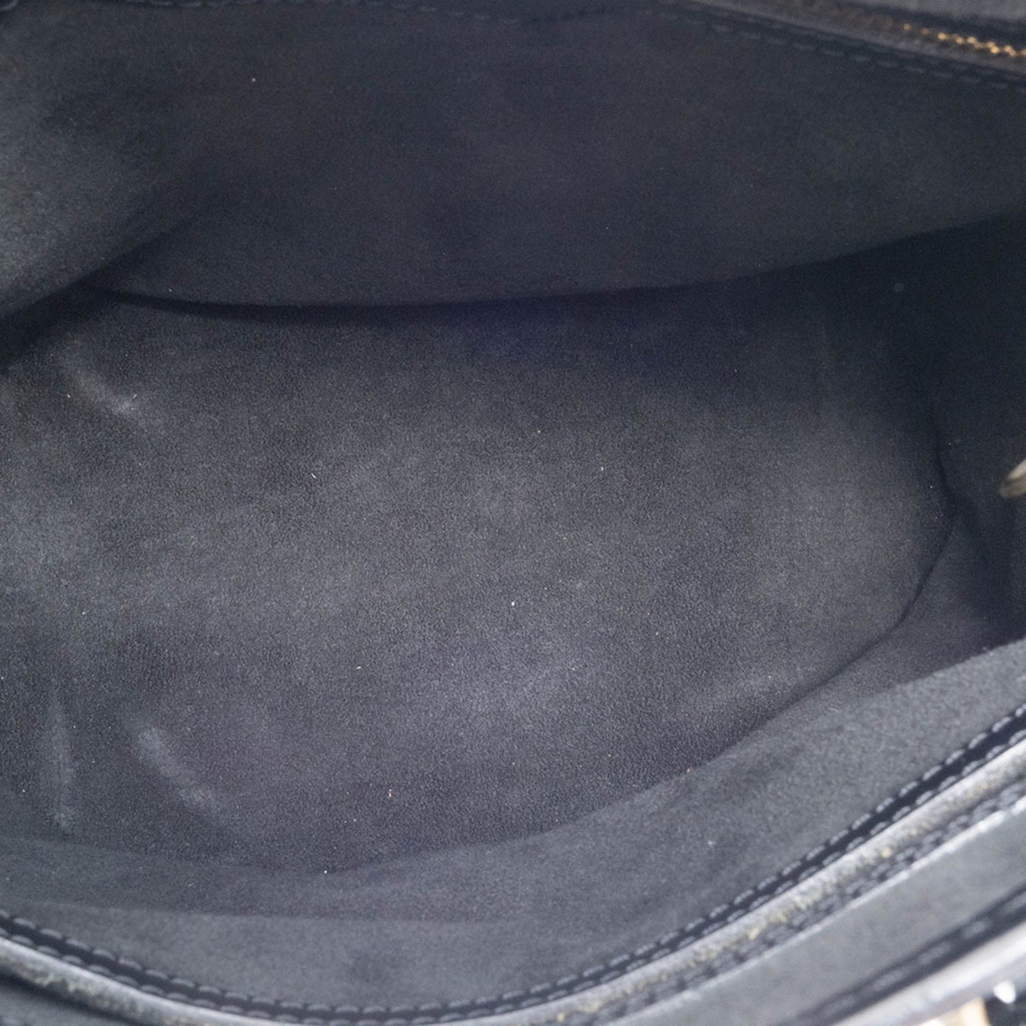 Louis Vuitton Noir Epi Leather Shoulder Bag (Pre-Owned)