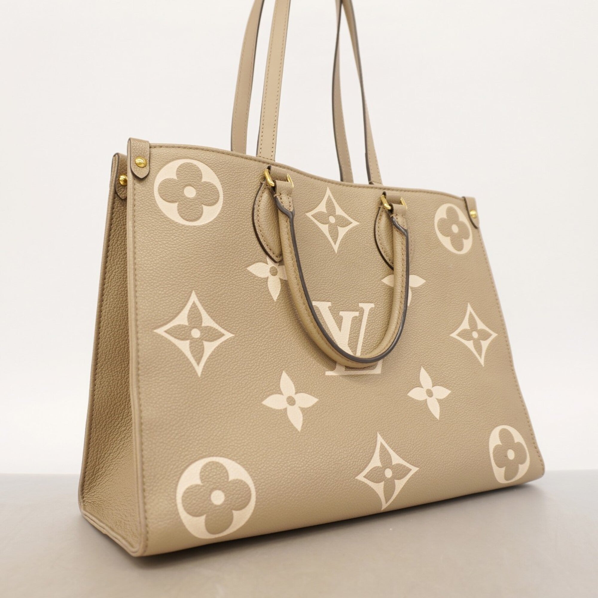 Louis Vuitton Cream Tourterelle Tote Bag (Pre-Owned)