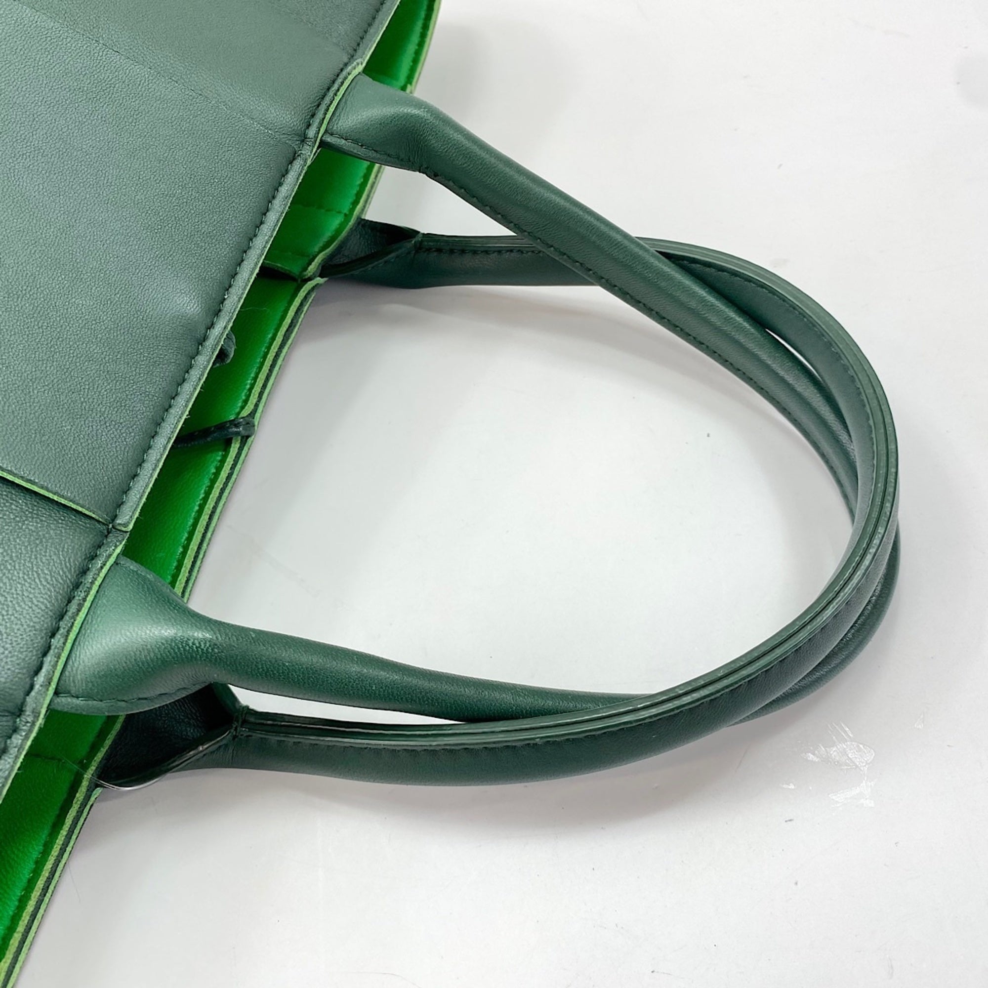 Bottega Veneta Green Handbag Pouch (Pre-Owned)