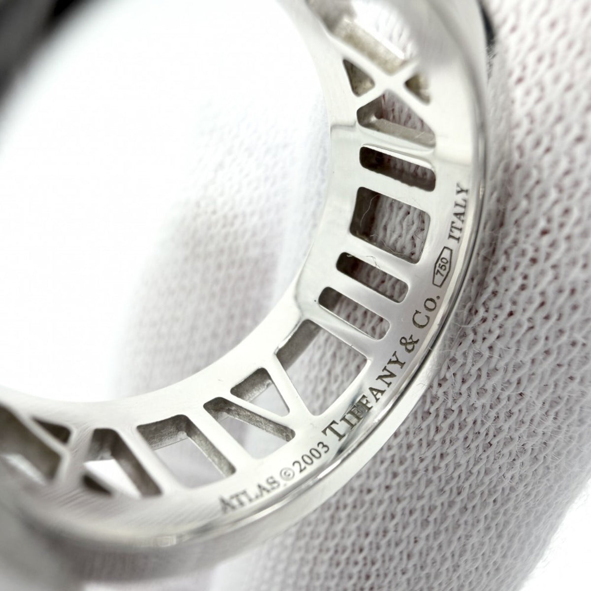 Tiffany White Gold (18K) Band Ring (Pre-Owned)