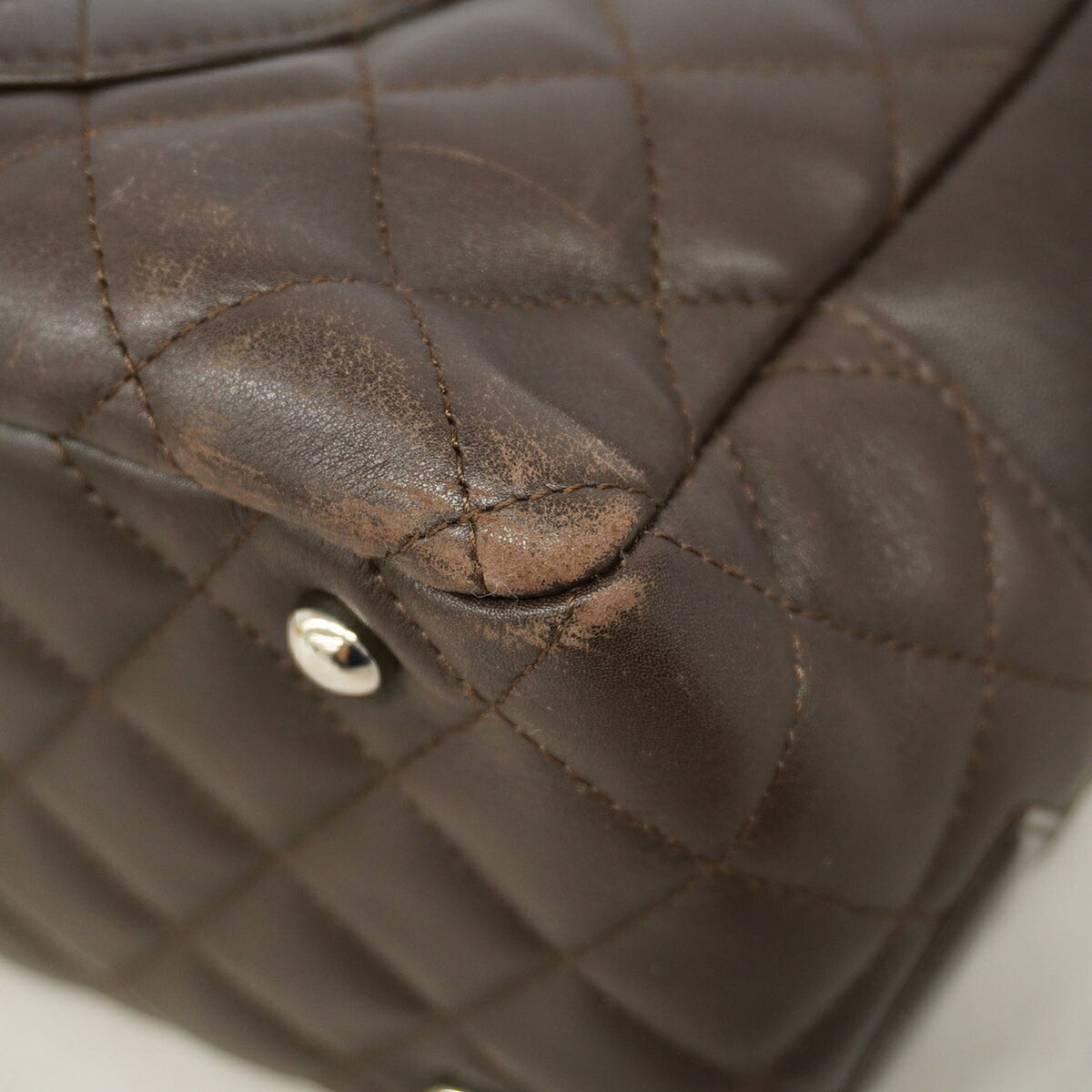 Chanel Dark Brown Leather Shoulder Bag (Pre-Owned)