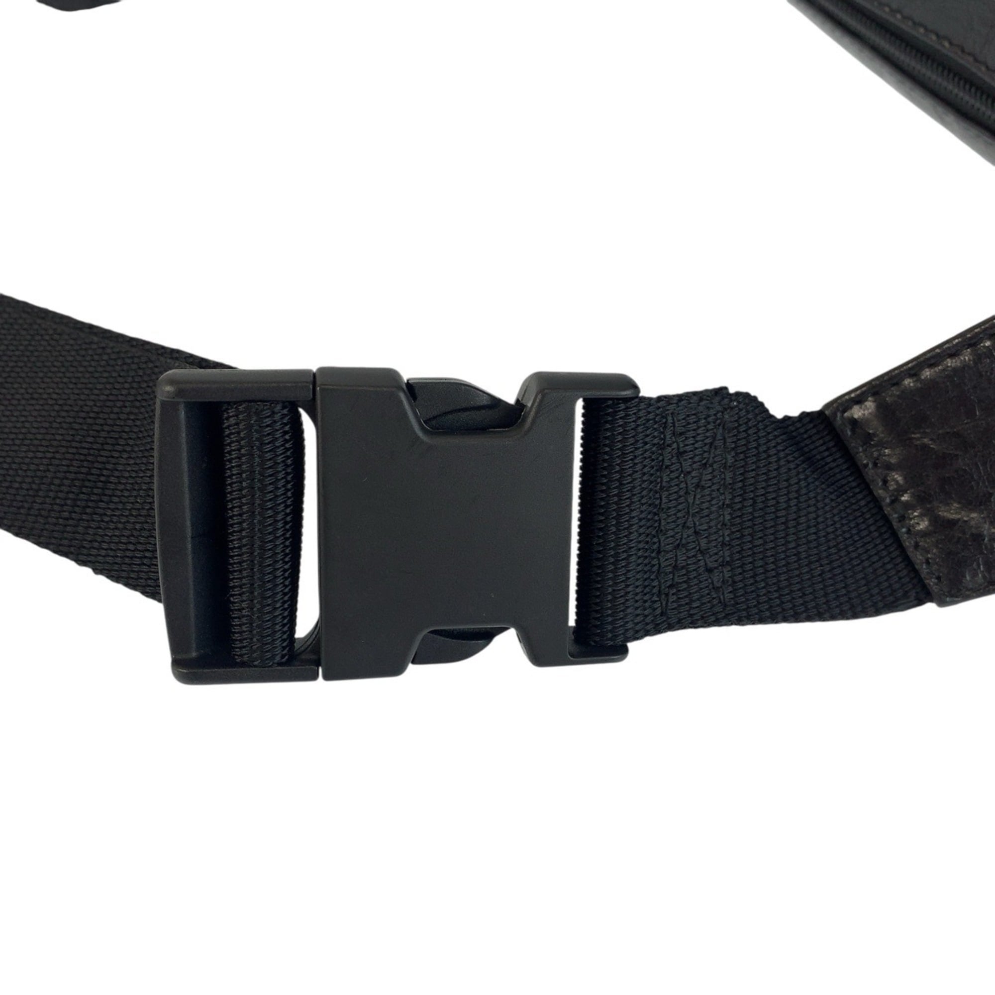 Balenciaga Black Leather Fanny Pack (Pre-Owned)